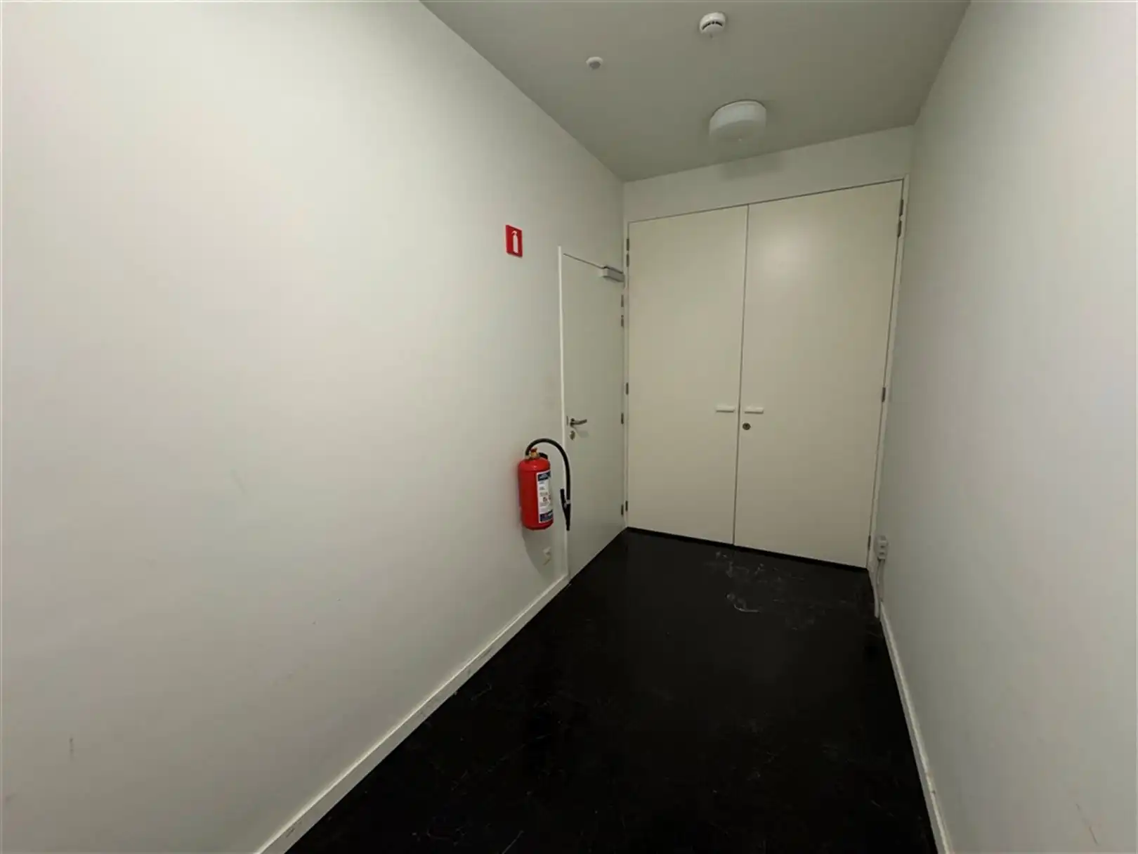 Kantoren gelegen in het prachtige pakhuis Valkeniers foto 26