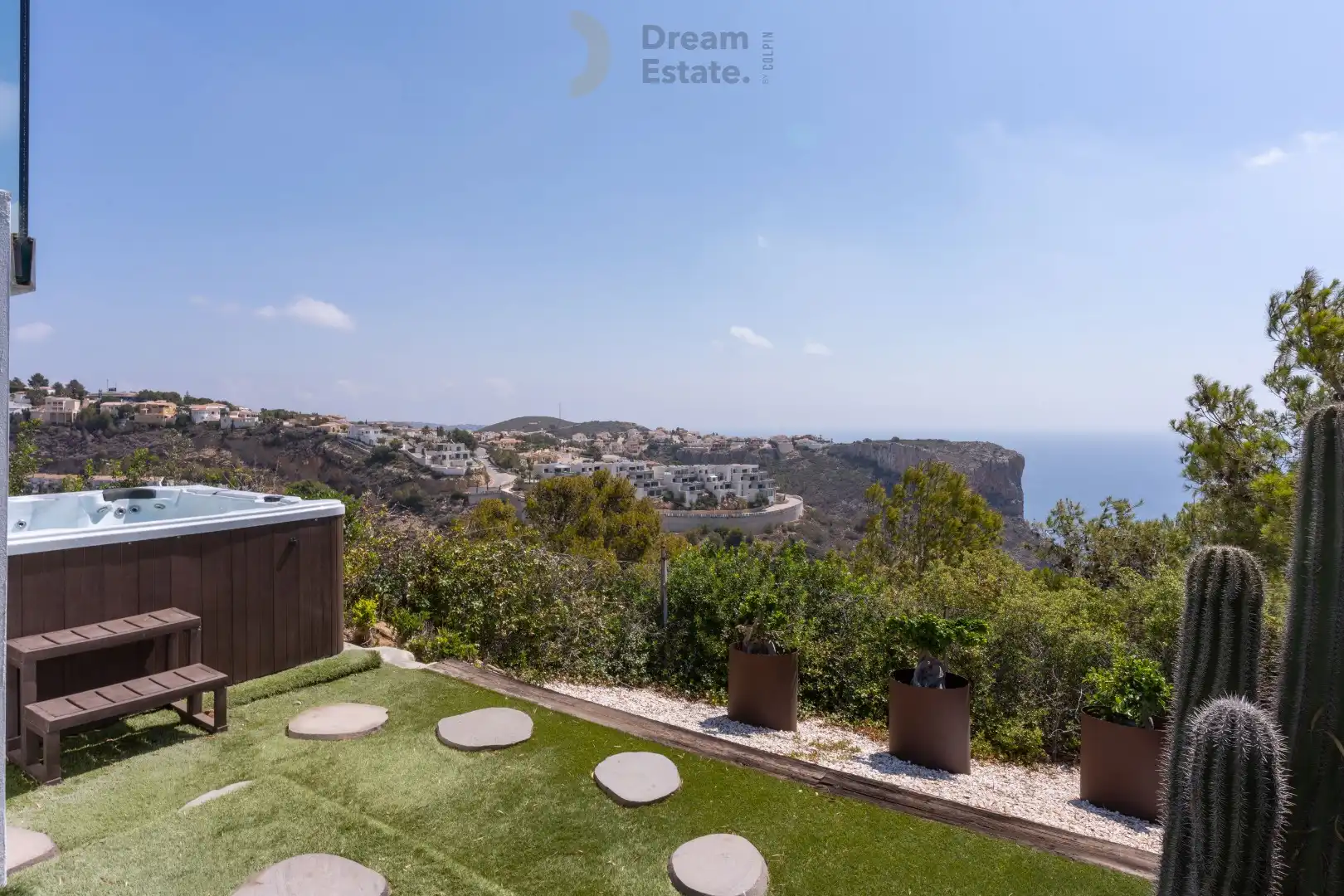 Volledig gerenoveerde villa met fantastisch zeezicht in Cumbre del sol foto 29