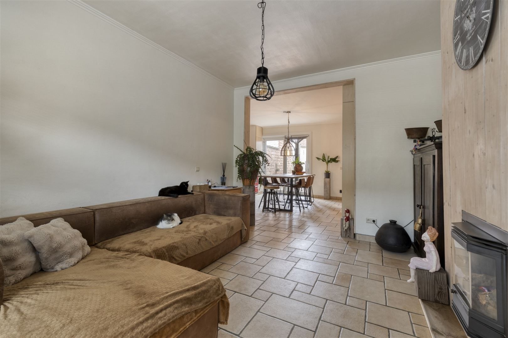 RUIME WONING MET 3 SLKS, 2 BADK & TOEGANKELIJK VIA TUIN !!! foto 5