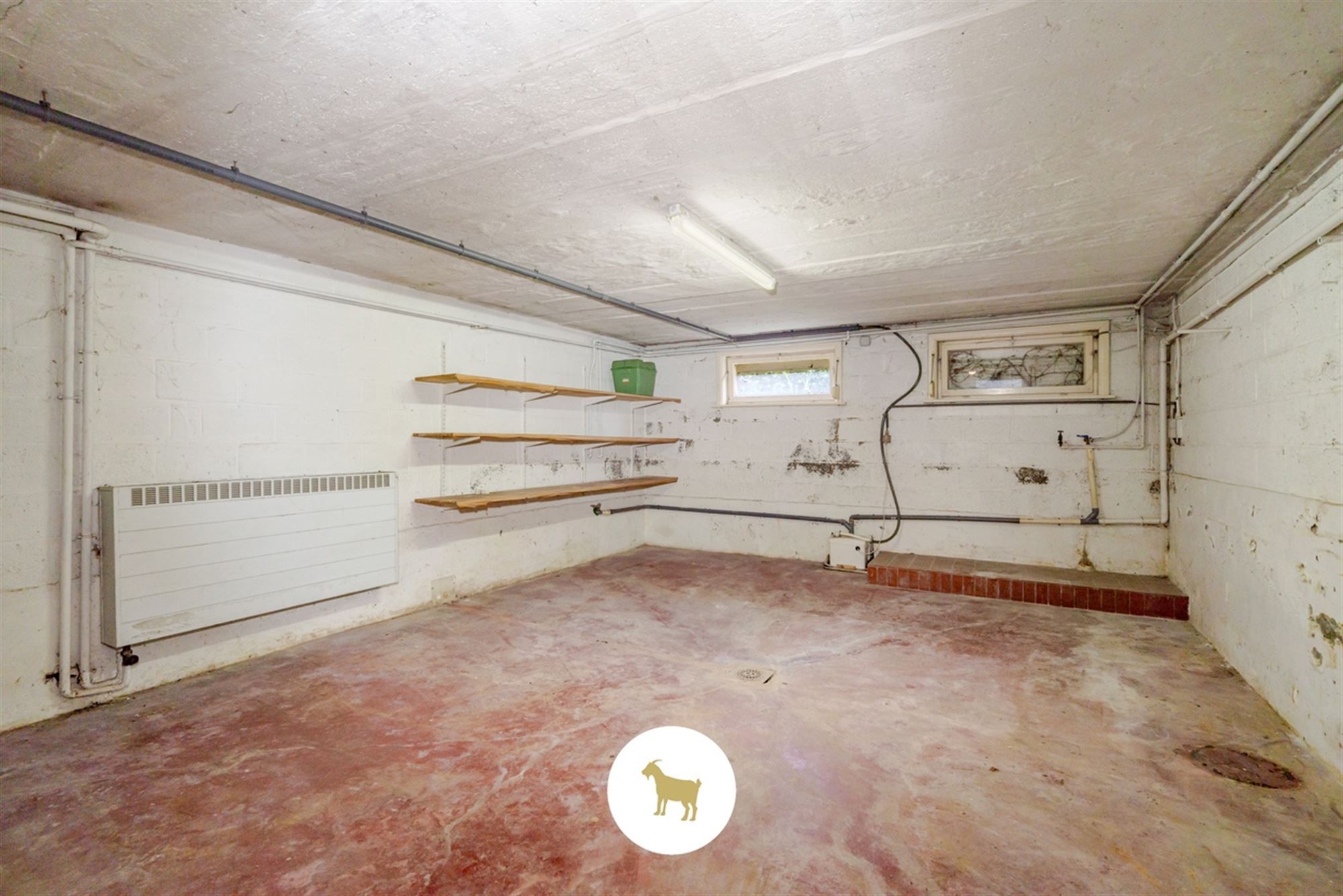 Te renoveren RUIME ALLEENSTAANDE VILLA met 4 SLAAPKAMERS, BUREAU en GARAGE op een prachtig zuidwestgericht PERCEEL van 1.300 m² foto 28