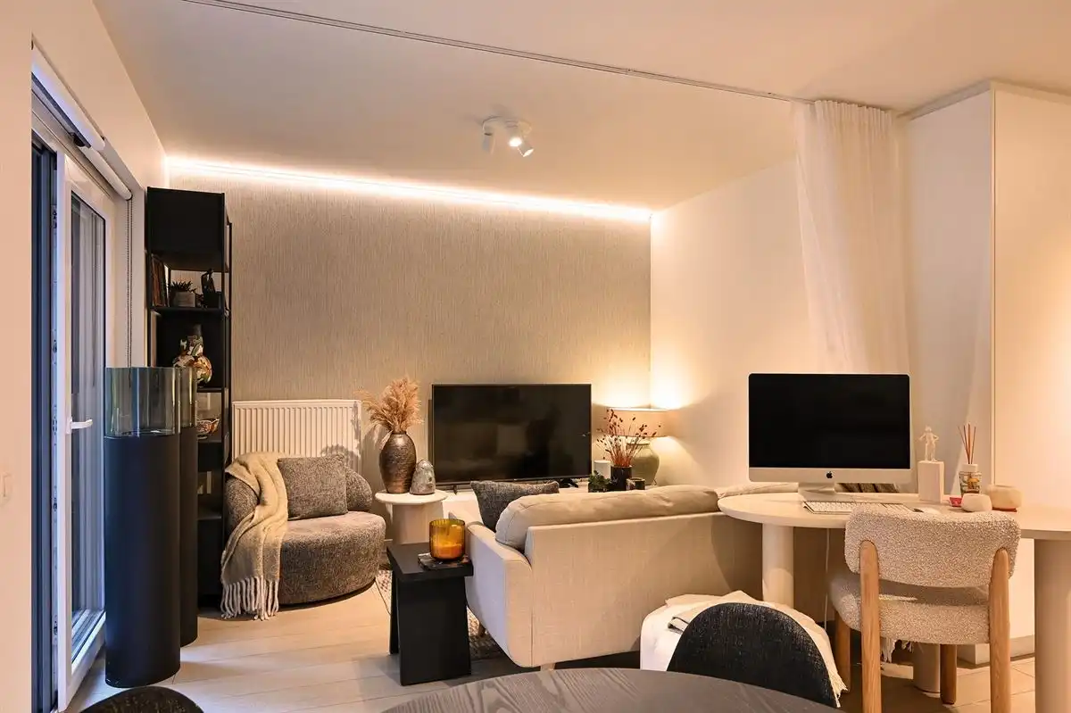 Instapklaar gelijkvloersappartement met heerlijke stadstuin foto 13