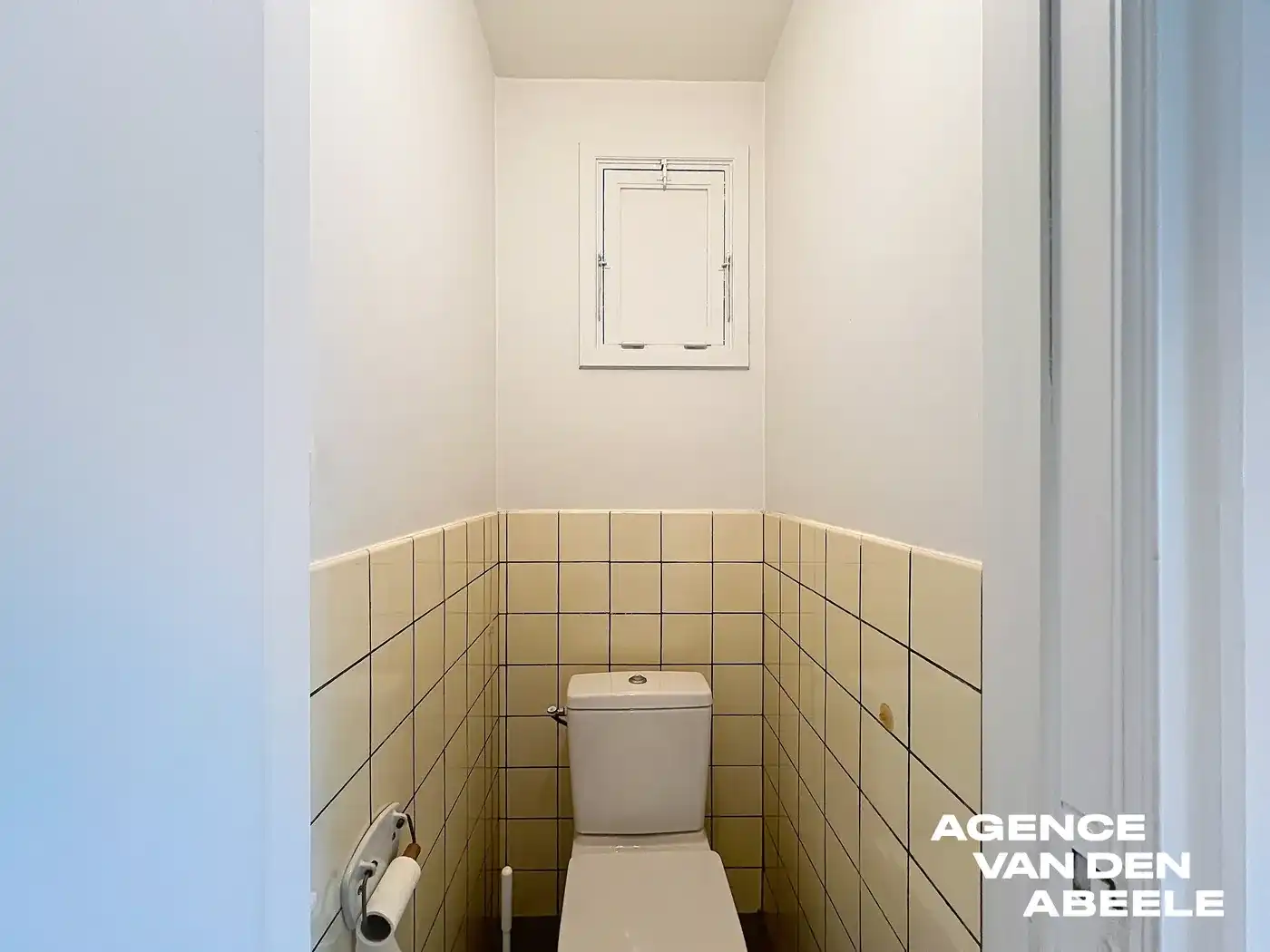 Vernieuwd appartement met 2 slaapkamers foto 8