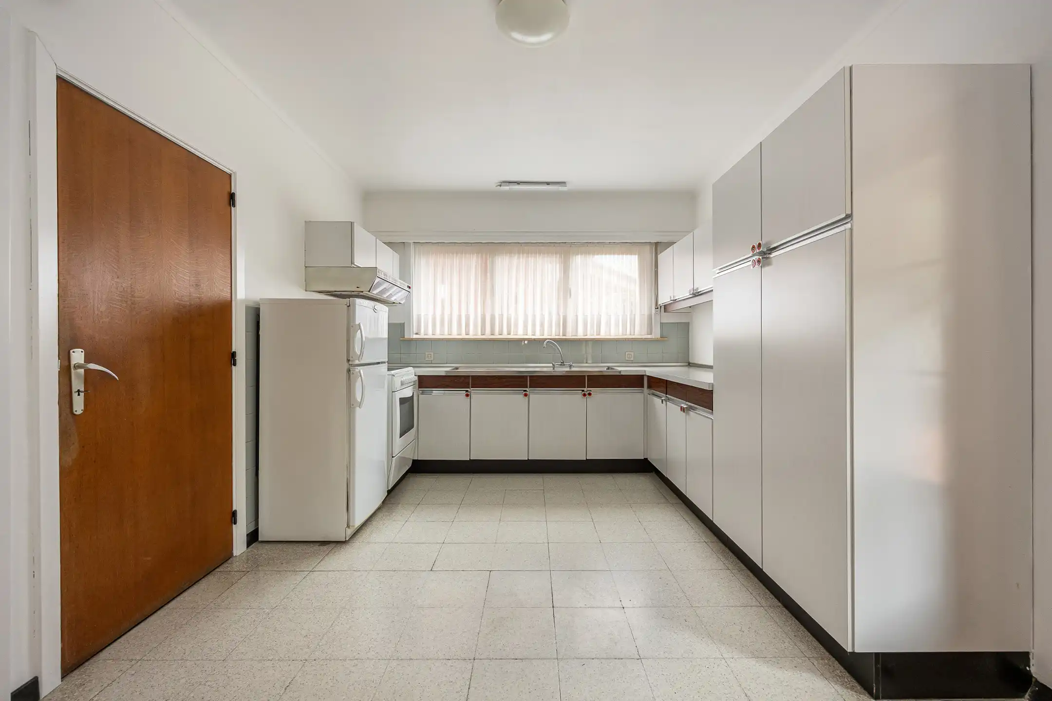 Te renoveren woning met 4 slpk's op toplocatie in Beerse foto 8