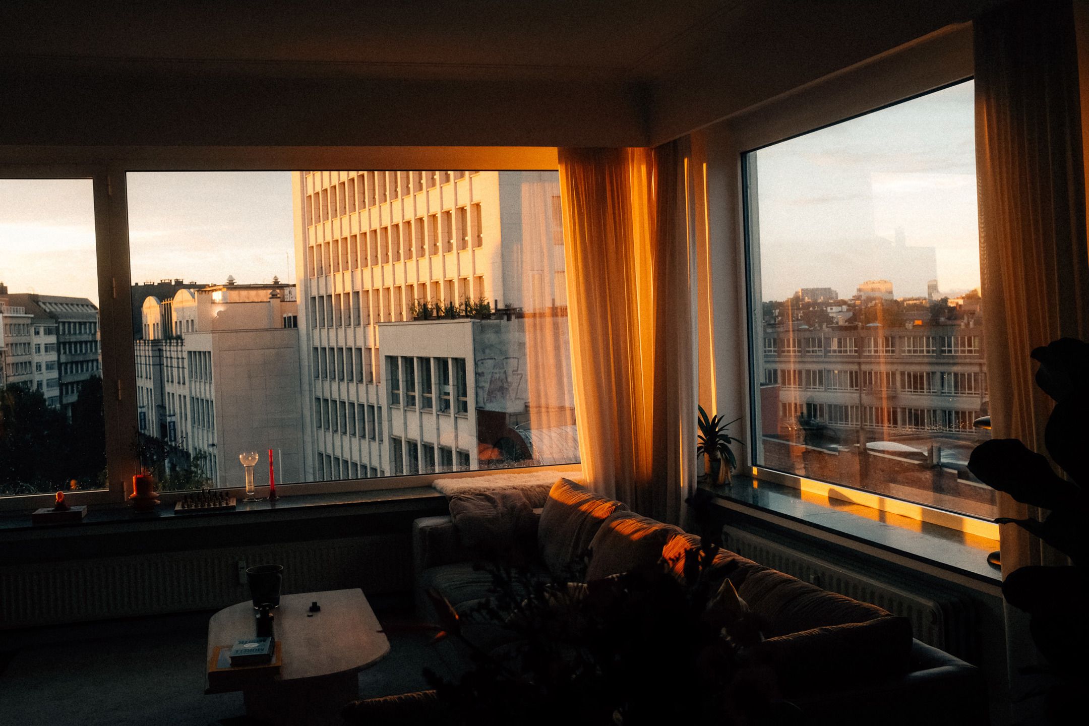 ANTWERPEN - Centraal gemeubeld appartement met weids zicht foto 4