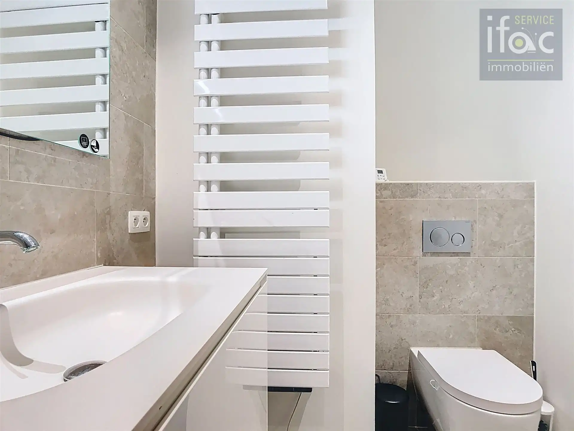 Appartement met groot terras en autostaanplaats in Lindepark foto 16