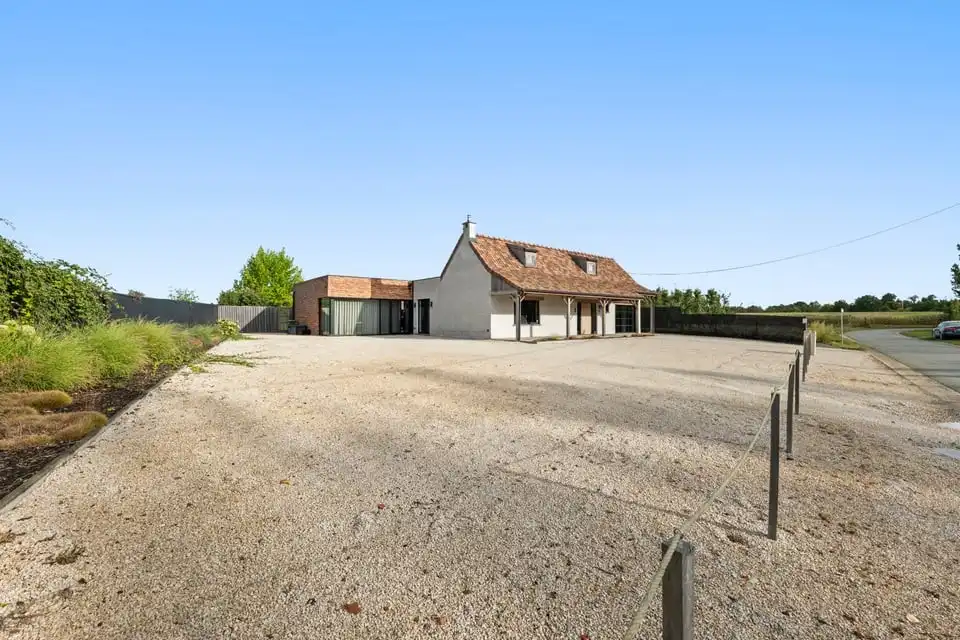 UNIEKE LUXUEUZE VILLA OP EEN PRACHTIG PERCEEL VAN 28A50CA IN SINT-TRUIDEN foto 45