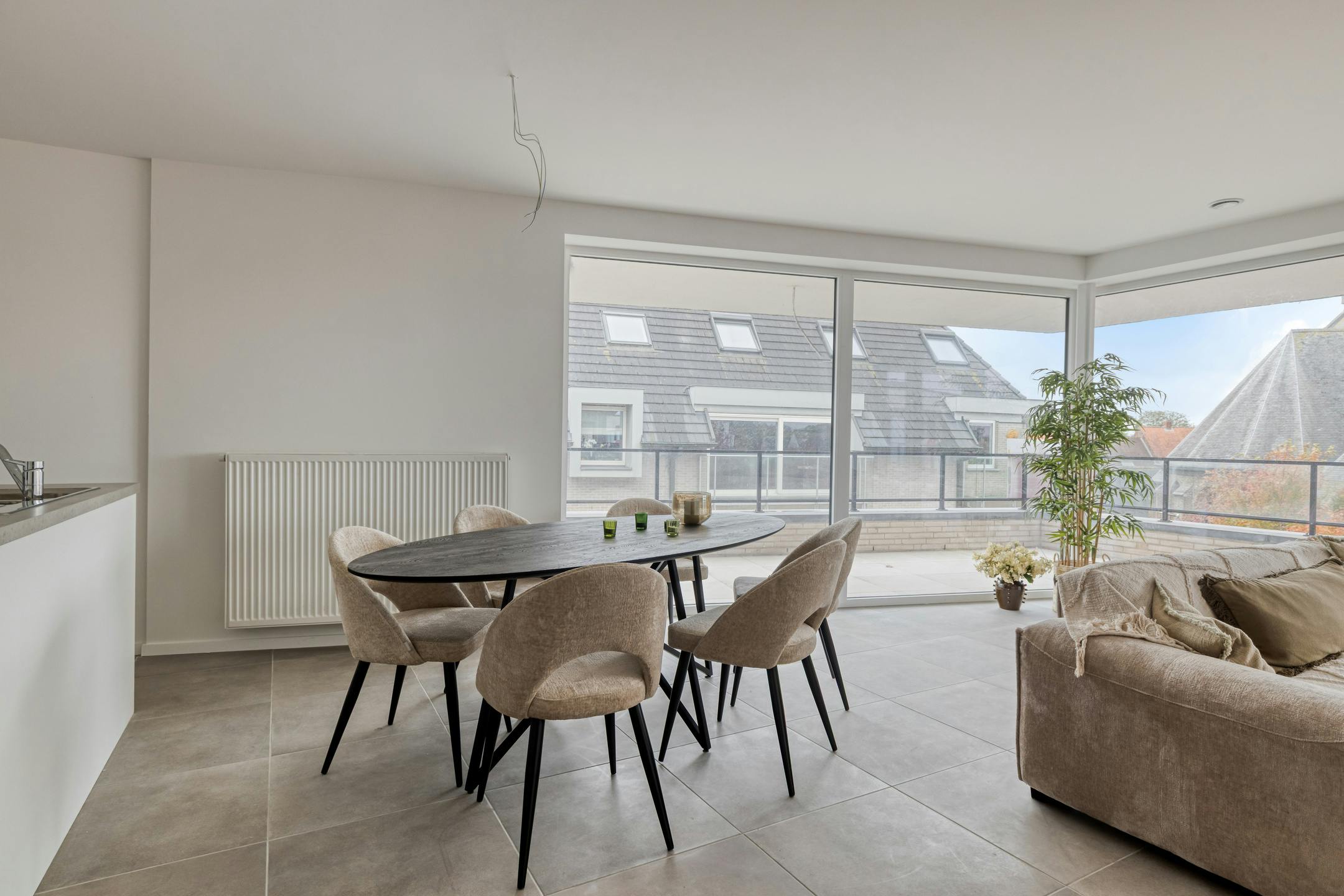 Ruim dakappartement met 3 slaapkamers in Staden! foto 4