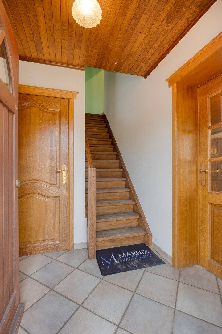 Ruime woning met ruime tuin en garage op een perceel van 802m² in Holsbeek – EPC 280 kWh/m² - bewoonbare opp. 243 m² foto 2