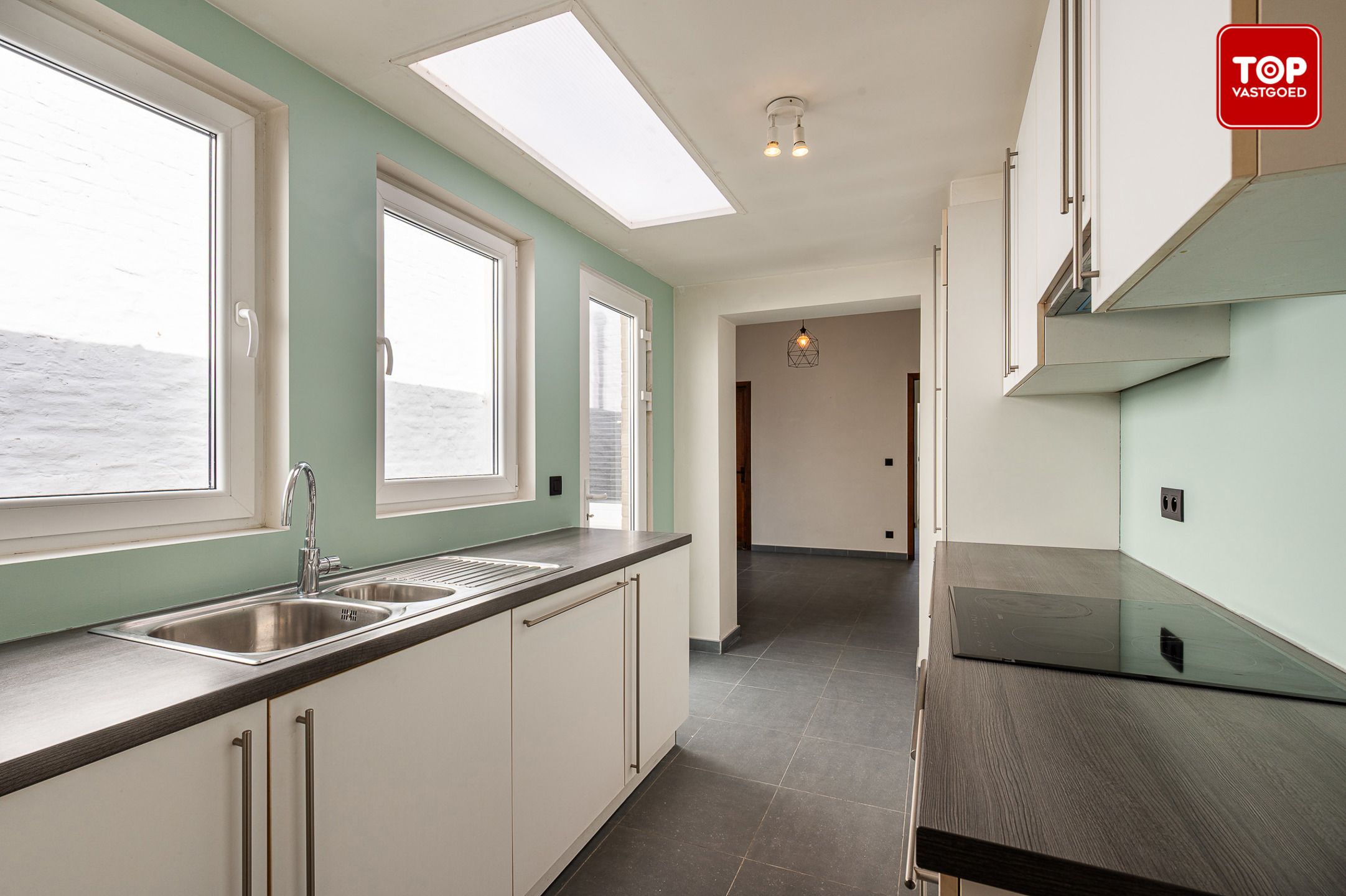 Charmante op te frissen woning nabij Gent-centrum, ideaal als starters- of opbrengstwoning foto 9