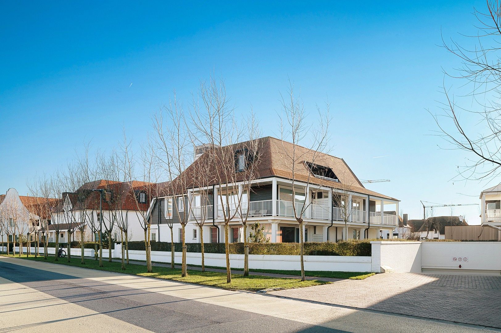 Lumineus en luxueus hoekappartement in een villaresidentie in Duinenwater. foto {{pictureIndex}}