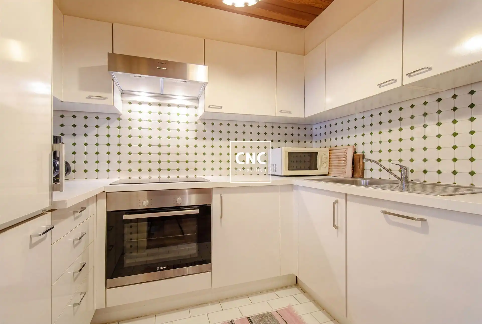 Ongemeubeld appartement met 2 slaapkamers in centrum Knokke foto 4