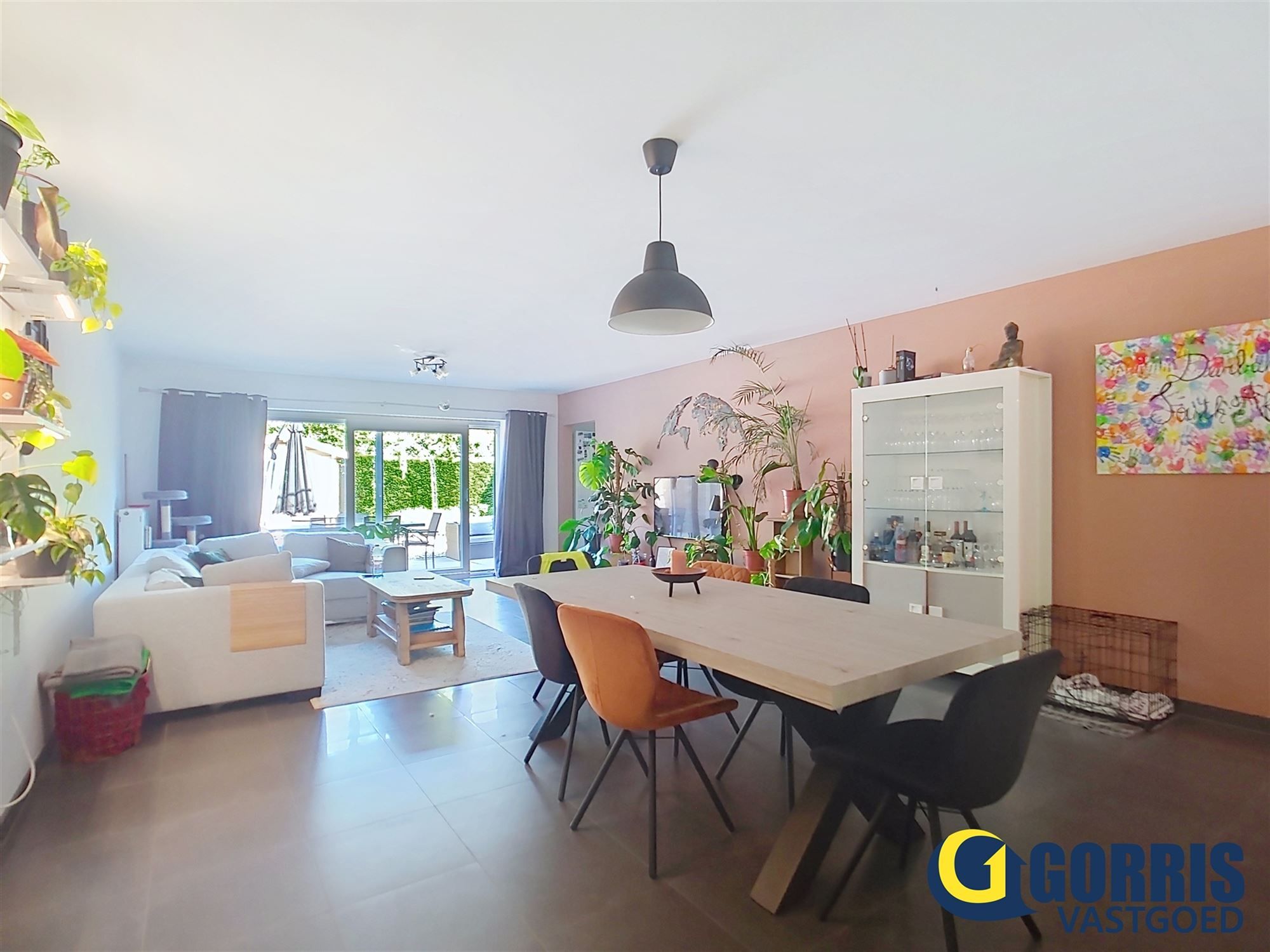 Prachtig ruim gelijkvloers appartement in het centrum van Heist foto 2