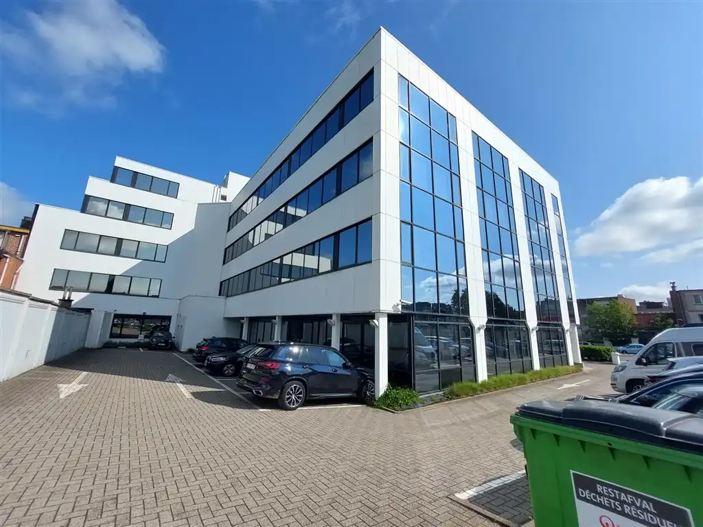 WEST BRUSSELS BUSINESS CENTRE - van 221m² tot 482m² foto 3