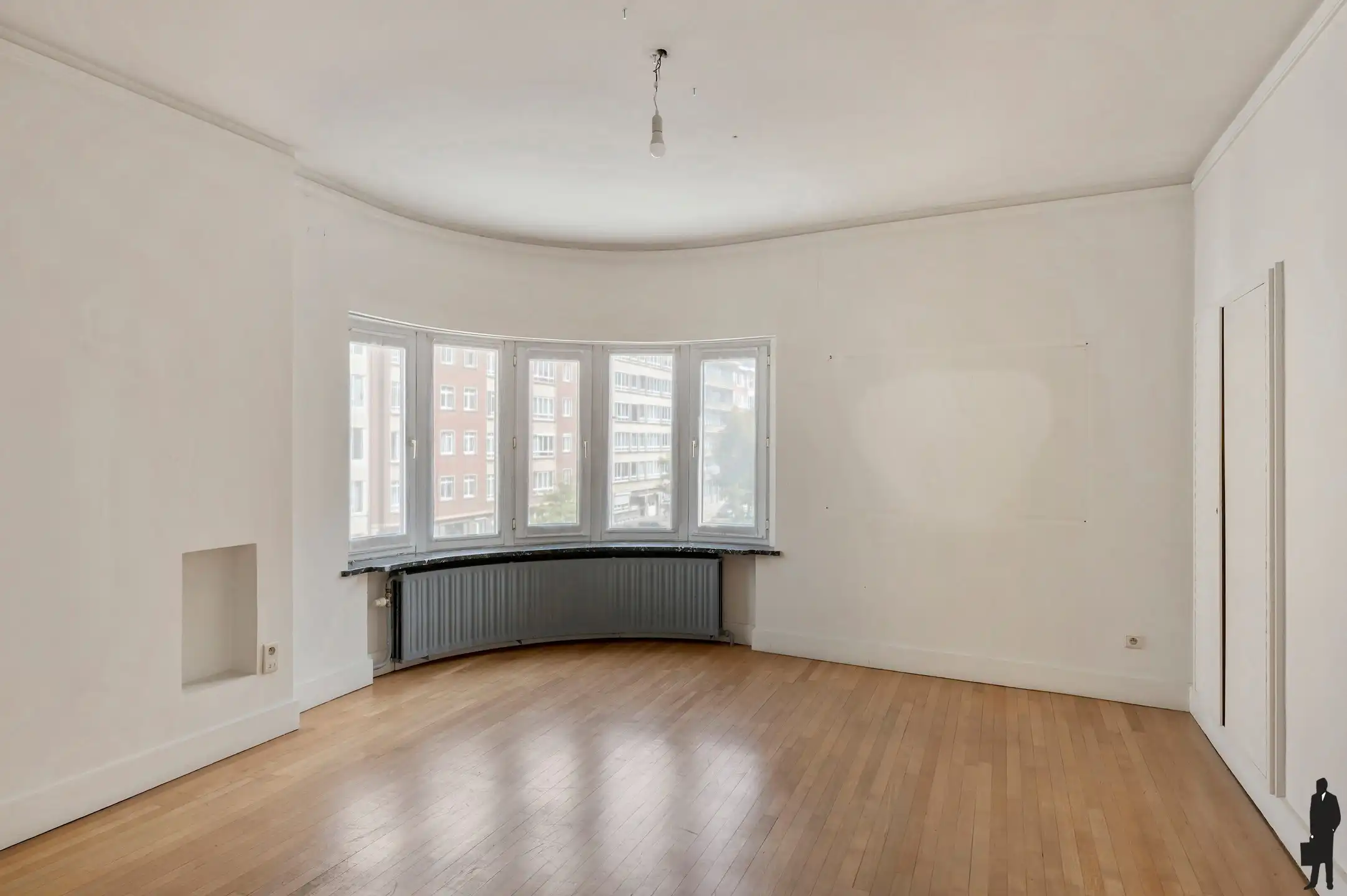 Modernistisch hoekpand met garage in de Tentoonstellingswijk foto 18