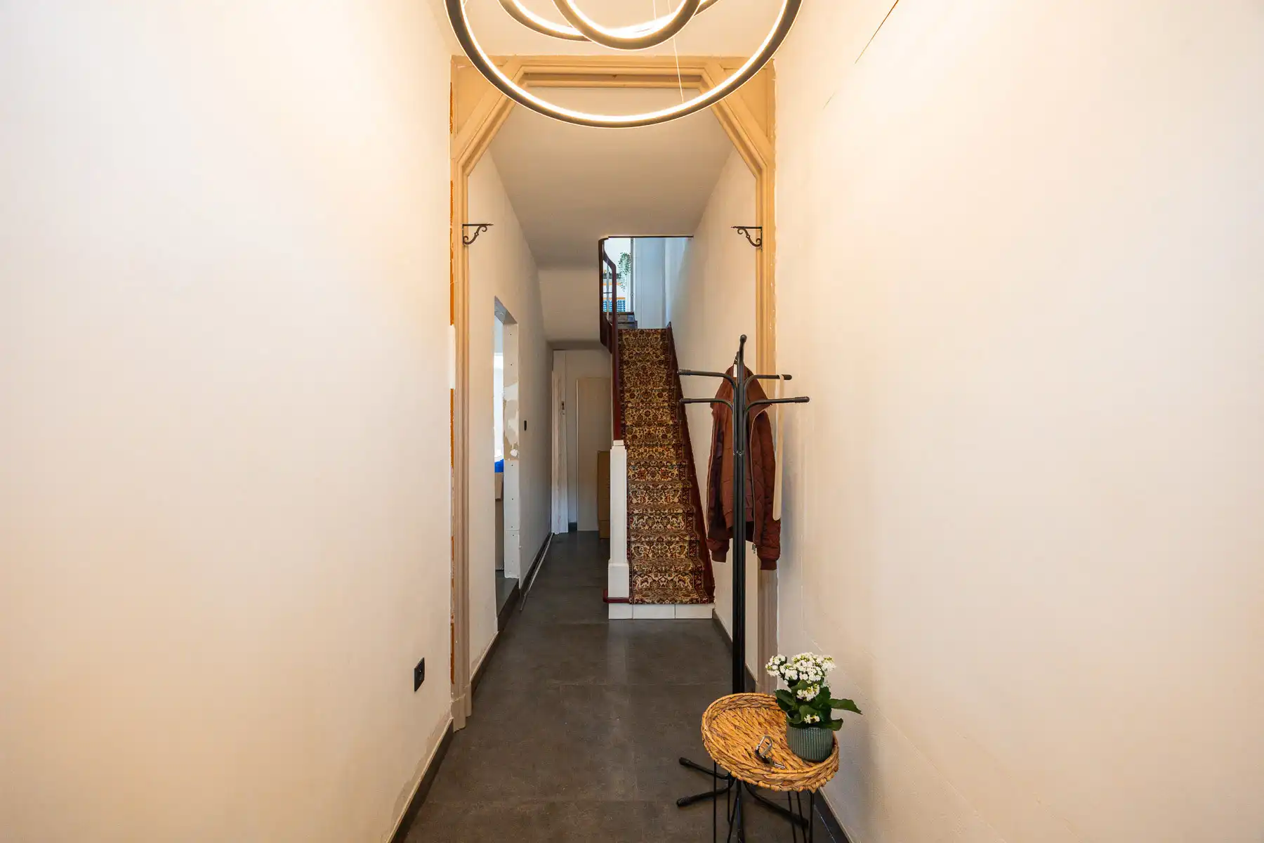Prachtig in 2025 gerenoveerde woning met alle modern comfort foto 15