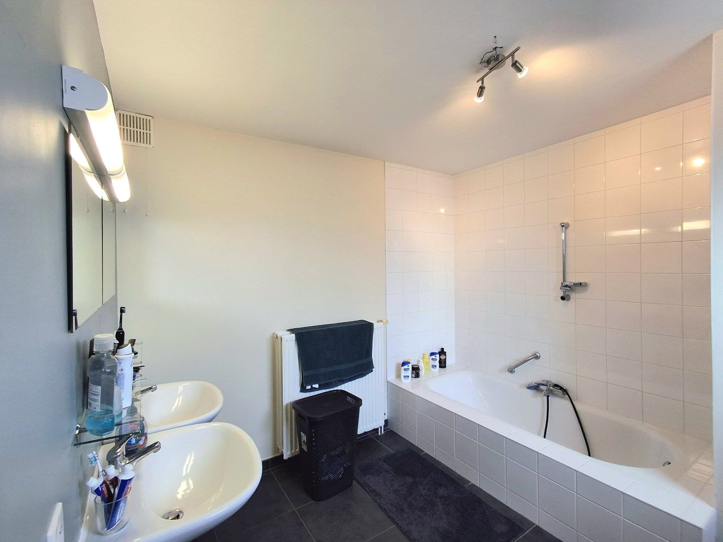 ZEER RUIM DUPLEX APPARTEMENT MET ZONGERICHT DAKTERRAS foto 6