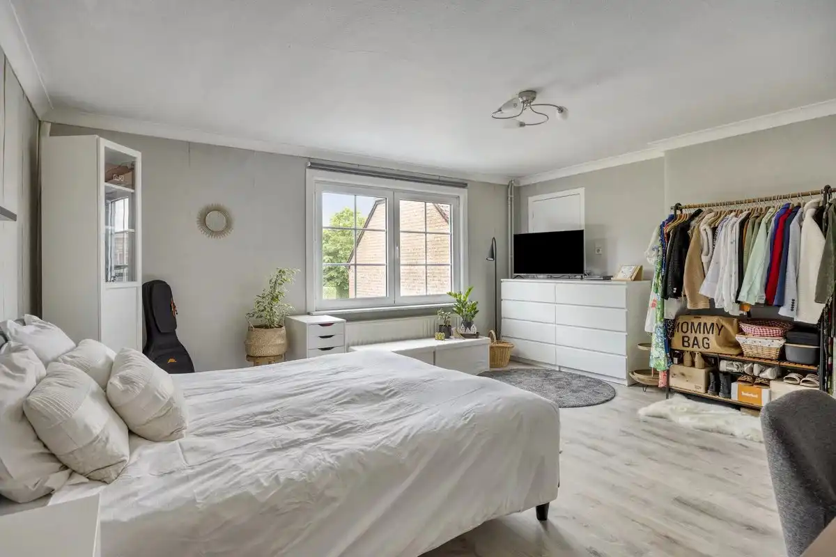 OPBRENGSTEIGENDOM BESTAANDE UIT TWEE RUIME EN VERHUURDE APPARTEMENTEN IN HERK-DE-STAD foto 16