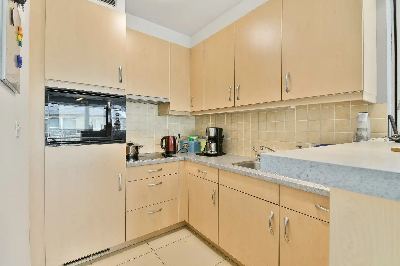 Duplex-appartement in rustige residentie met twee slaapkamers en terras foto 5