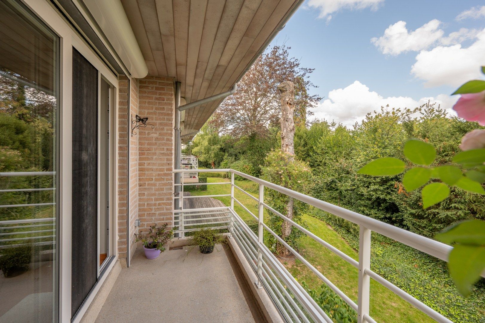 Subliem gelegen appartement met mooi terras! foto 13