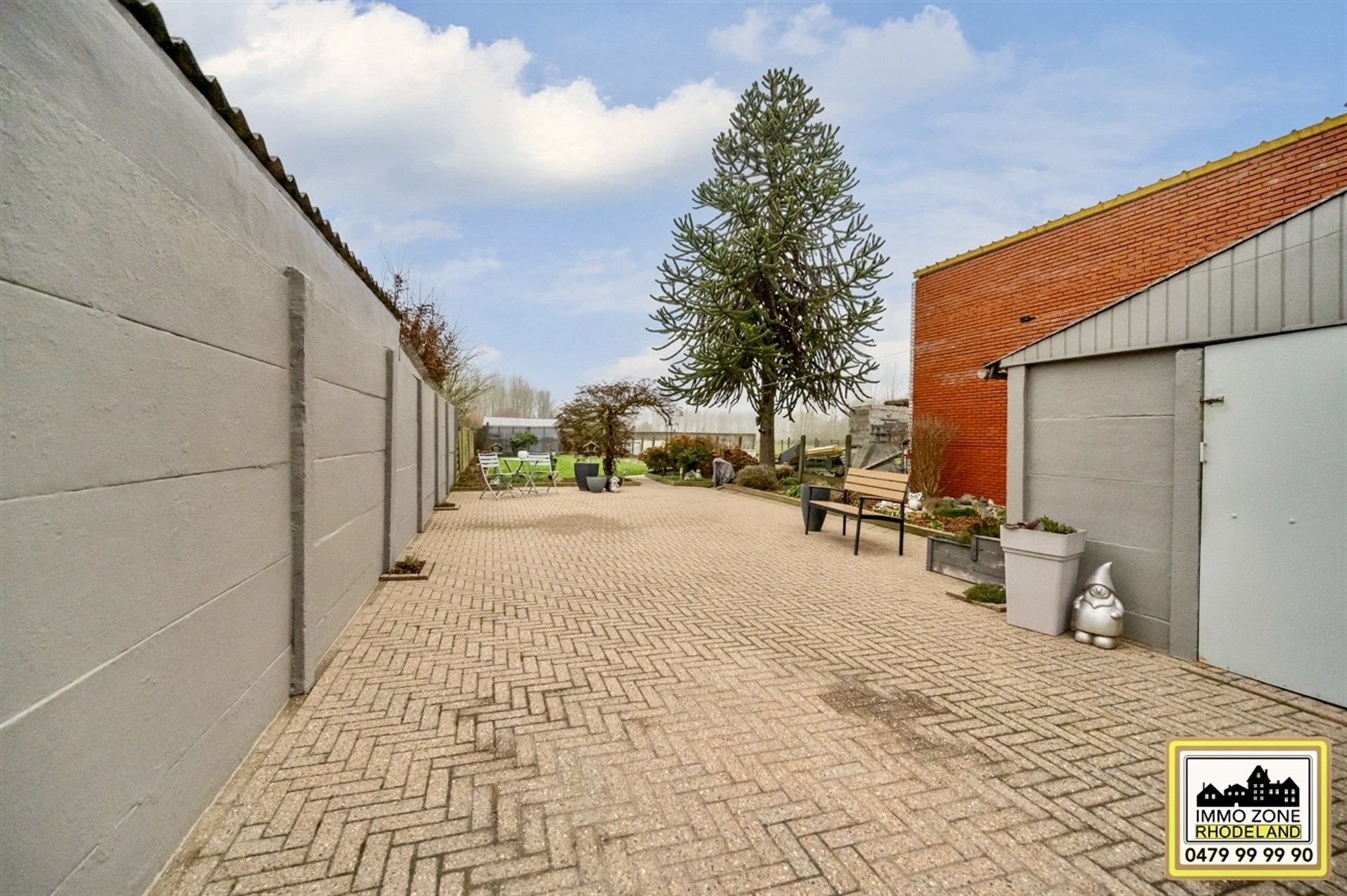 Charmante starterswoning met 3 slpks, garage en diepe tuin foto 18