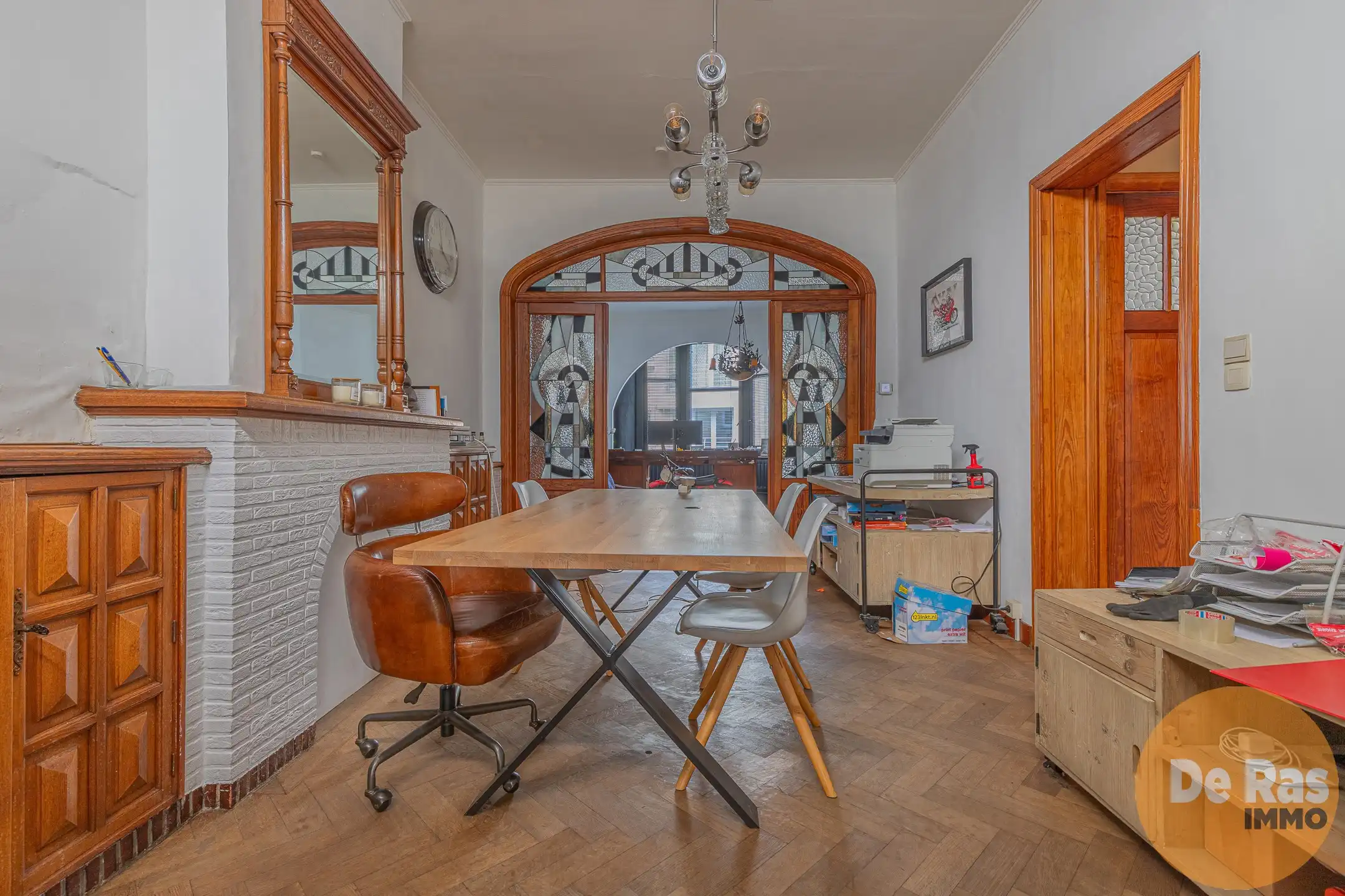 WETTEREN - Karaktervolle woning met 3 kamers in het centrum foto 5