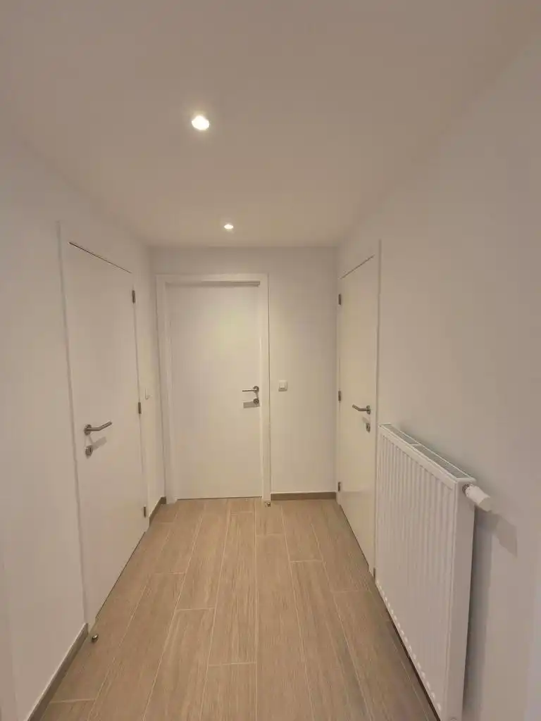 Nieuwbouw appartement met 2 slpks, terras, kelder foto 3
