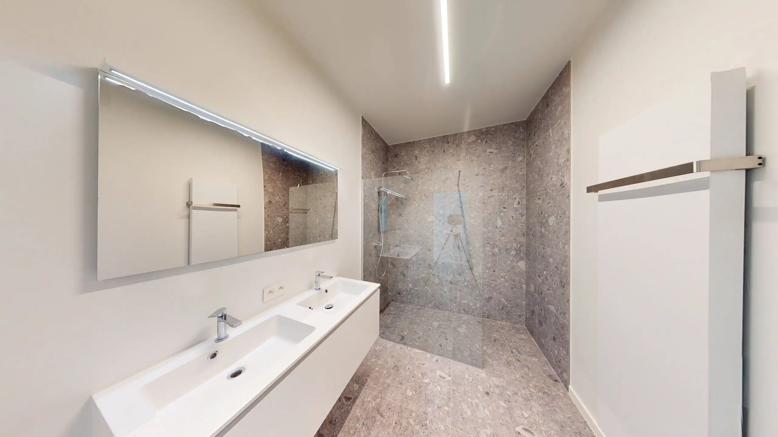 ANTWERPEN-ZUID - Nieuwbouwappartement met Scheldezicht foto 10