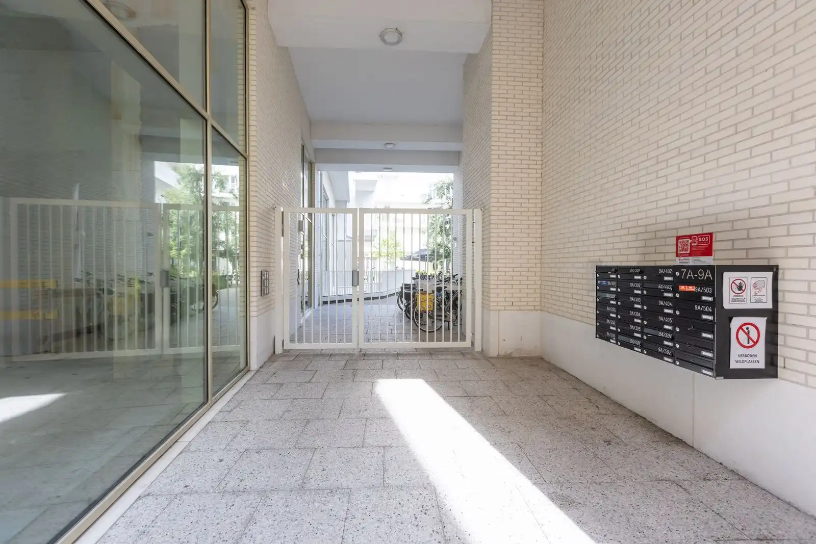 Instapklare serviceflat met 1 slaapkamer in het centrum van Oostende foto 10