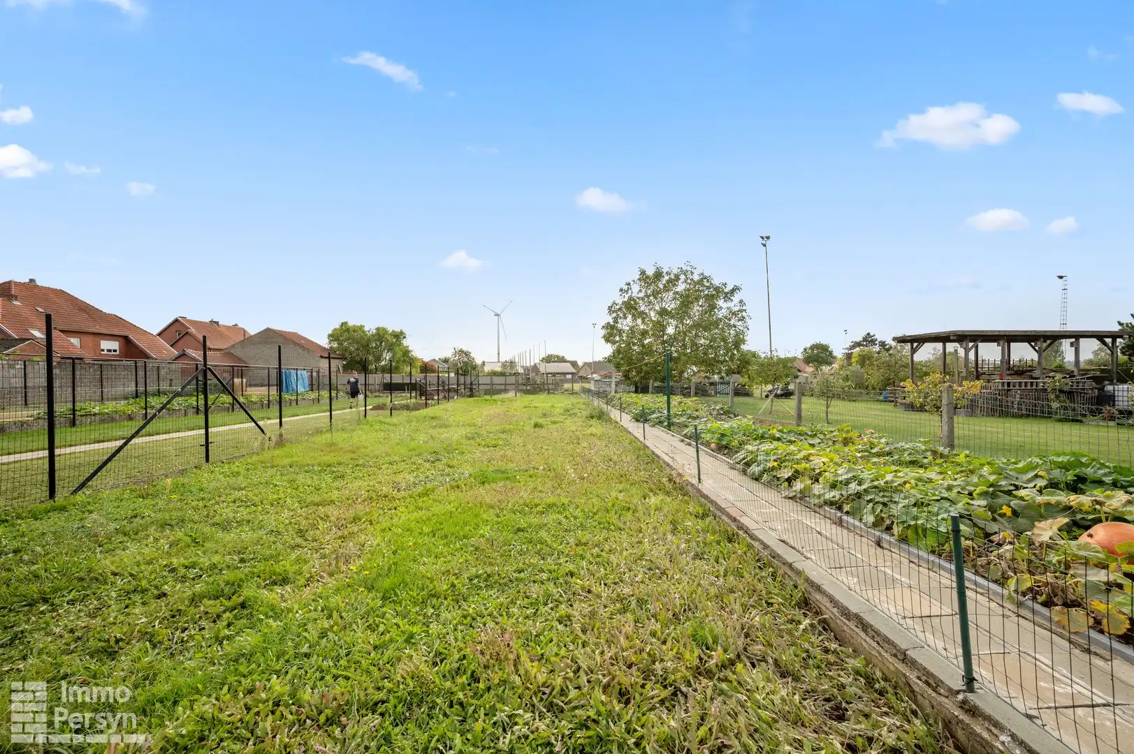 Gerenoveerde rijwoning met 2 Slaapkamers en tuin foto 14