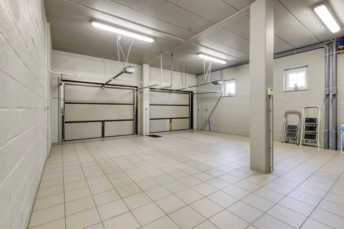 Ruime villa met prachtig aangelegde tuin in een rustige omgeving foto 22