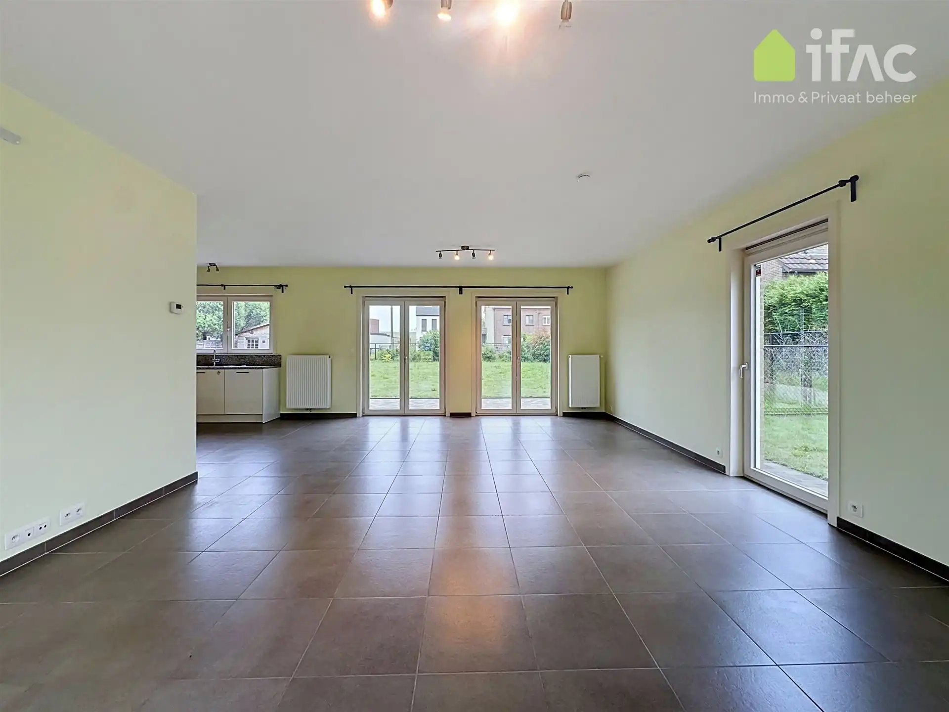 Charmante villa met 3 slaapkamers foto 2