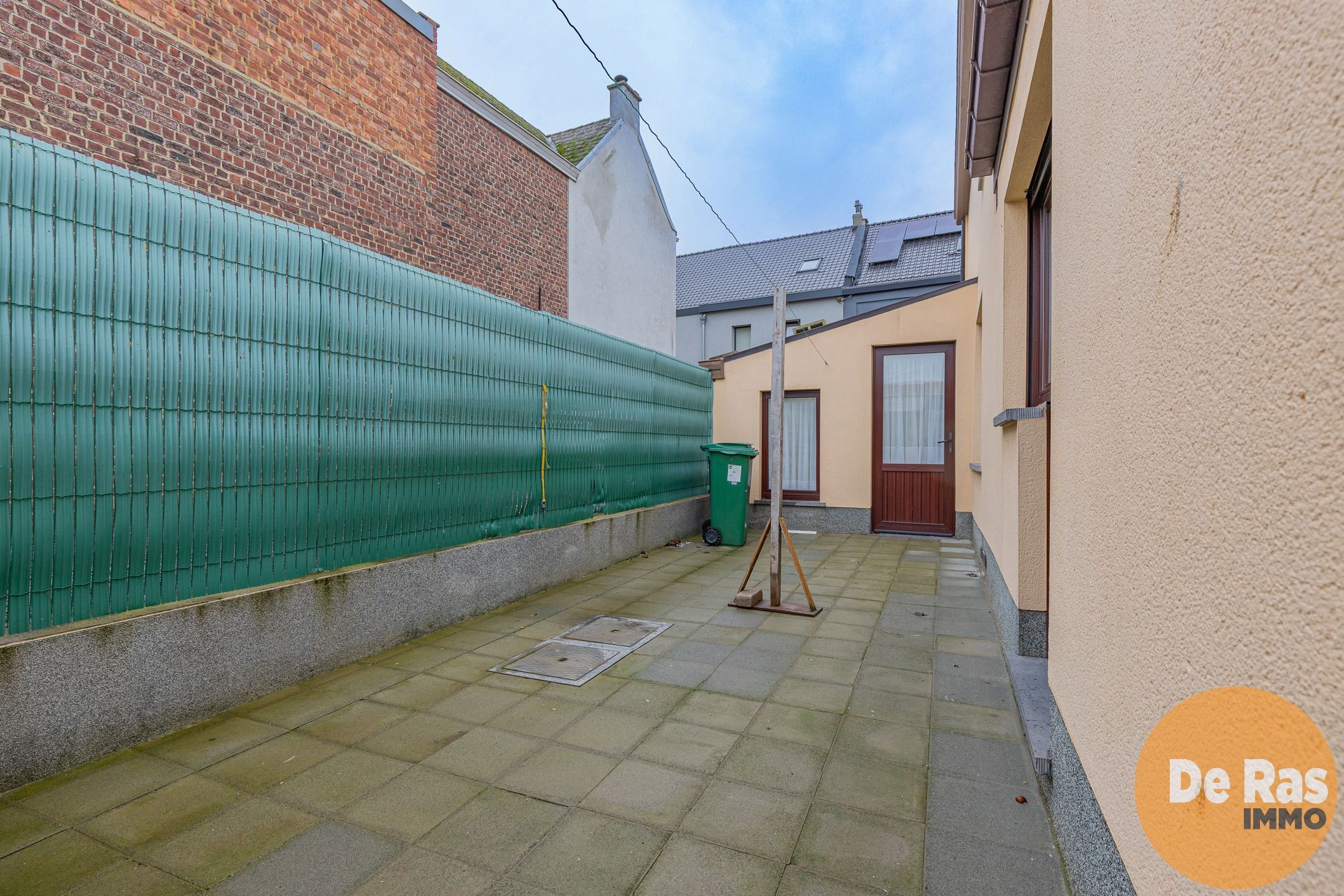 HERZELE– Starterswoning |Opbrengsteigendom nabij het centrum foto 16