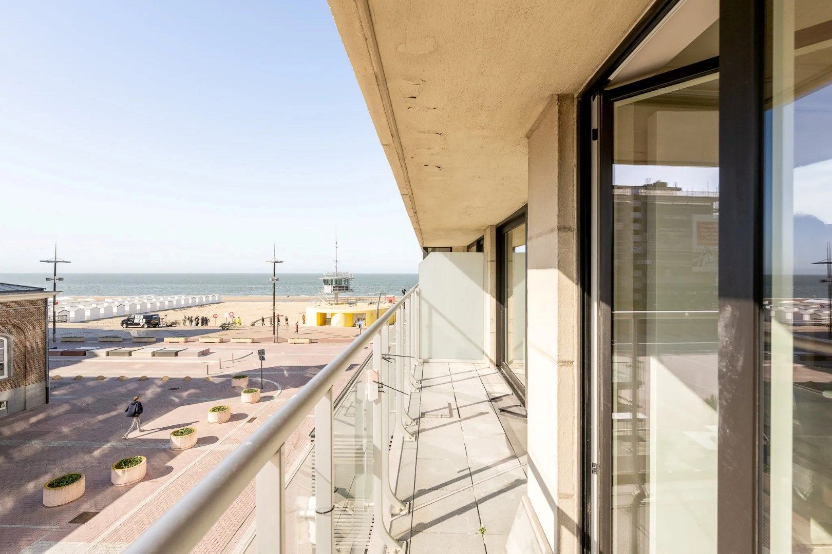 Mooi appartement met zijdelings zeezicht, centraal gelegen op het Lichttorenplein foto 3