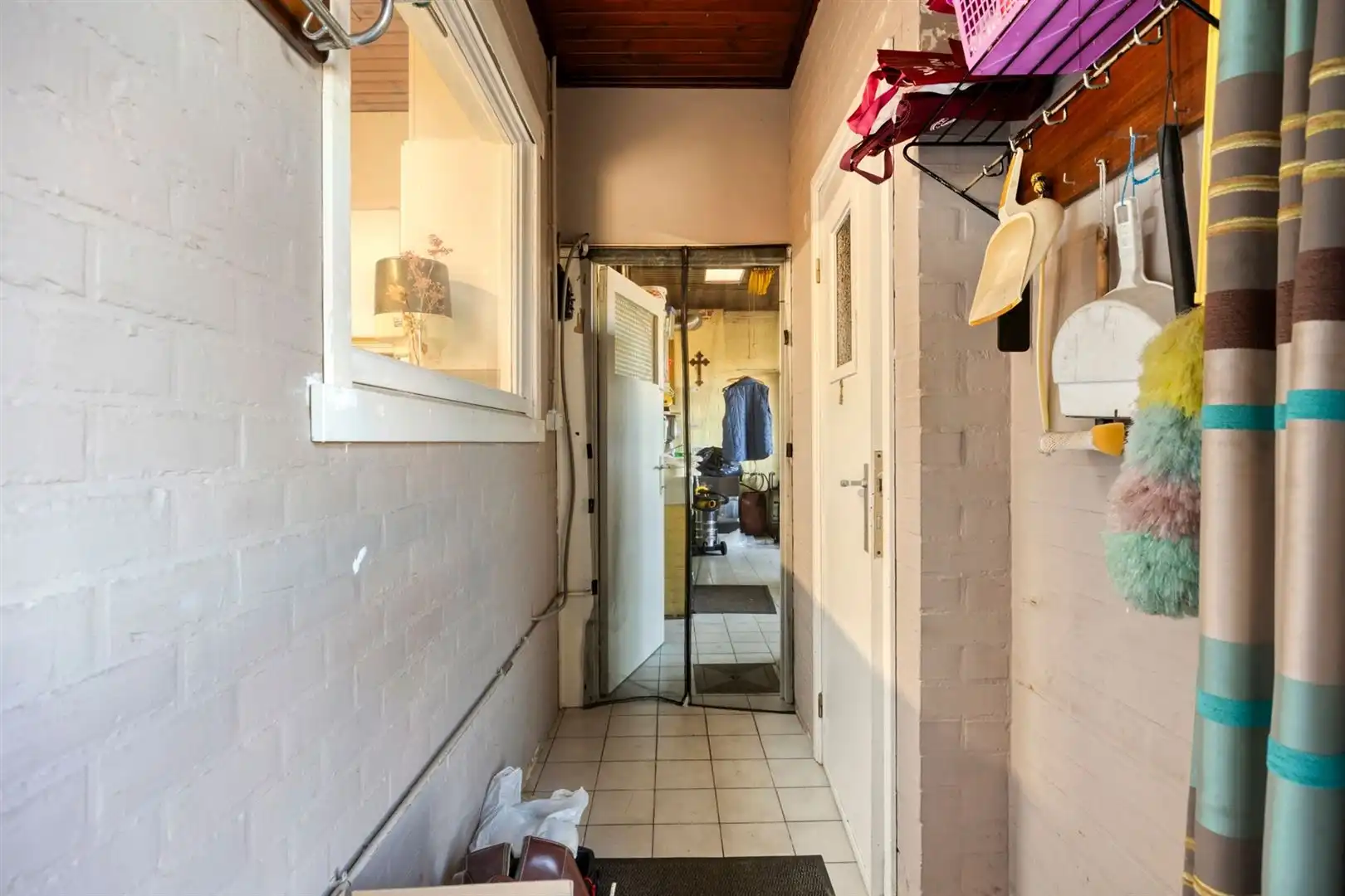 Grondig te renoveren huis. foto 18