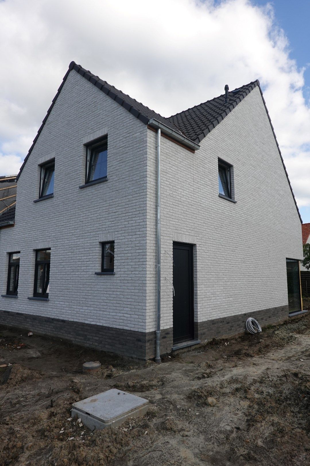 Te koop: Moderne nieuwbouwwoning in de Keibergstraat 9b, Torhout – Jouw ideale gezinswoning! foto 3