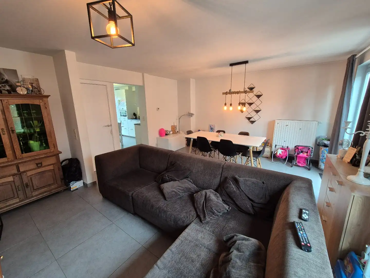 Gezellige halfopen woning in rustige buurt nabij centrum Hasselt foto 3