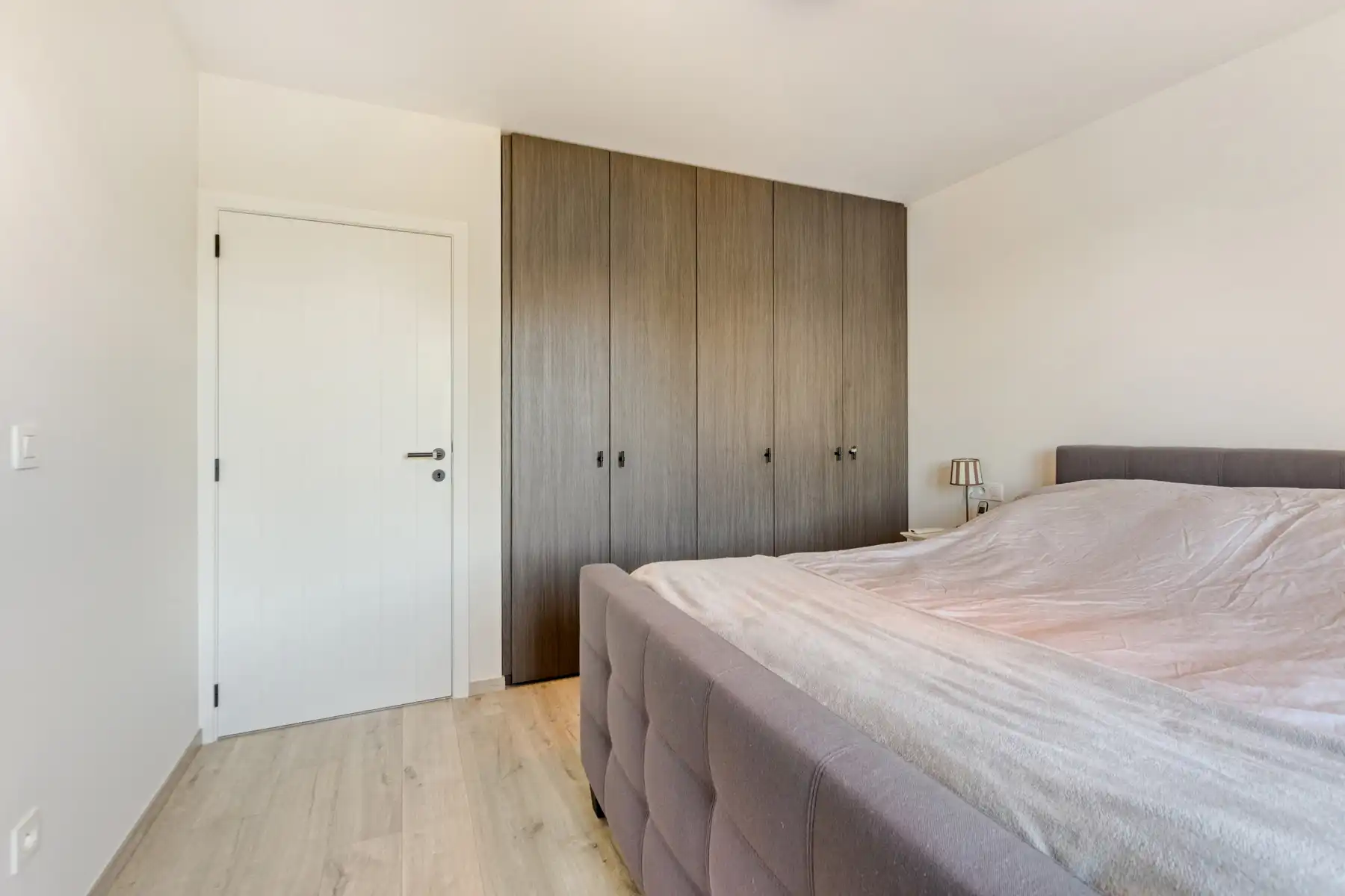 Moderne woning met 3 slaapkamers. foto 21