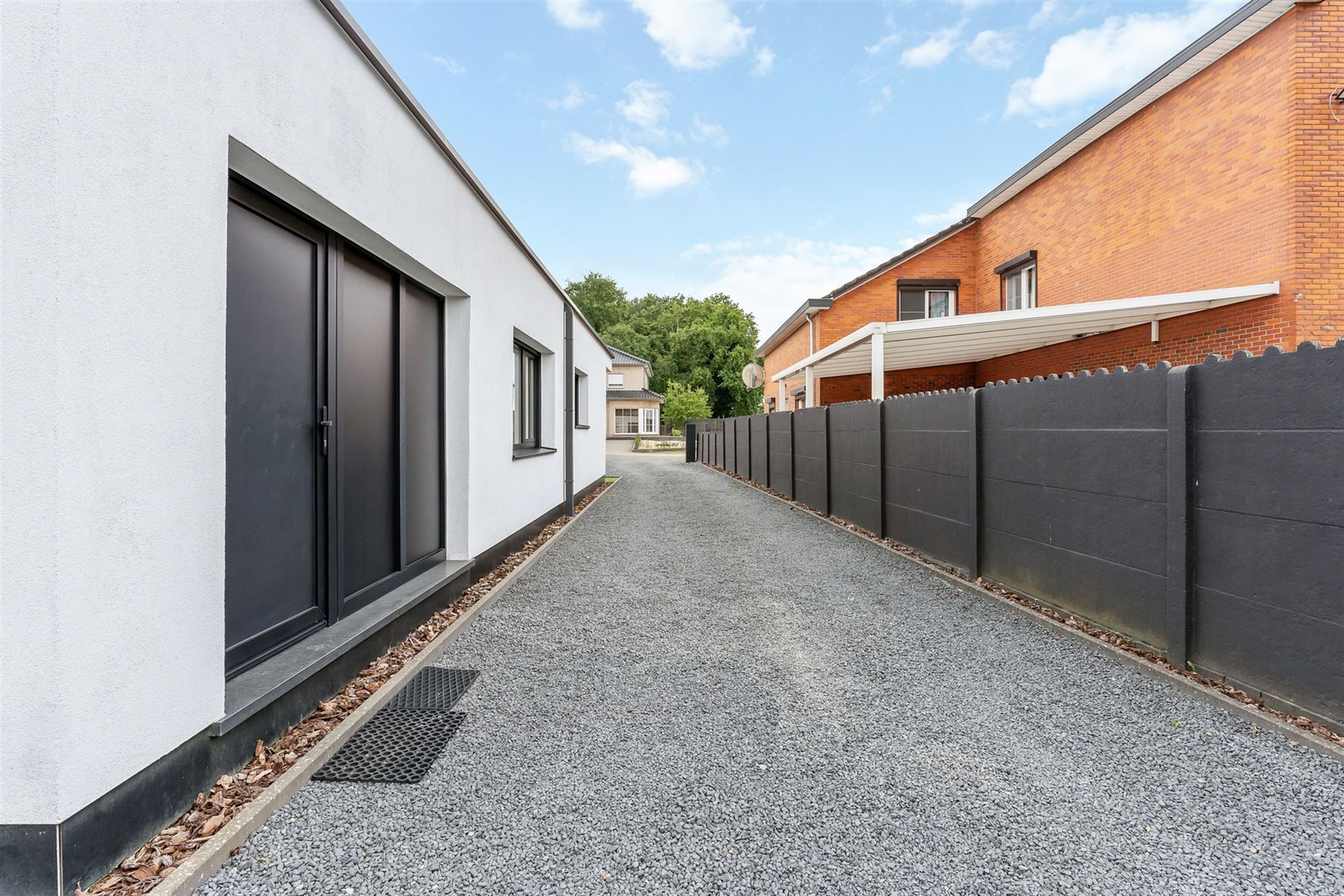 VOLLEDIG GERENOVEERDE WONING MET 2 SLAAPKAMERS GELEGEN OP EEN RUIM PERCEEL VAN 12A10CA TE BERKENBOS IN HEUSDEN-ZOLDER foto 19