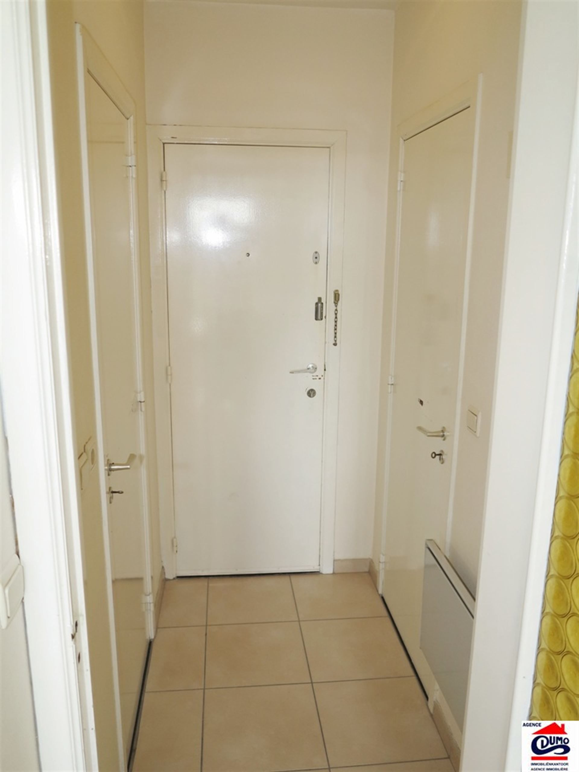 Gemeubeld appartement met 1 slaapkamer foto 8