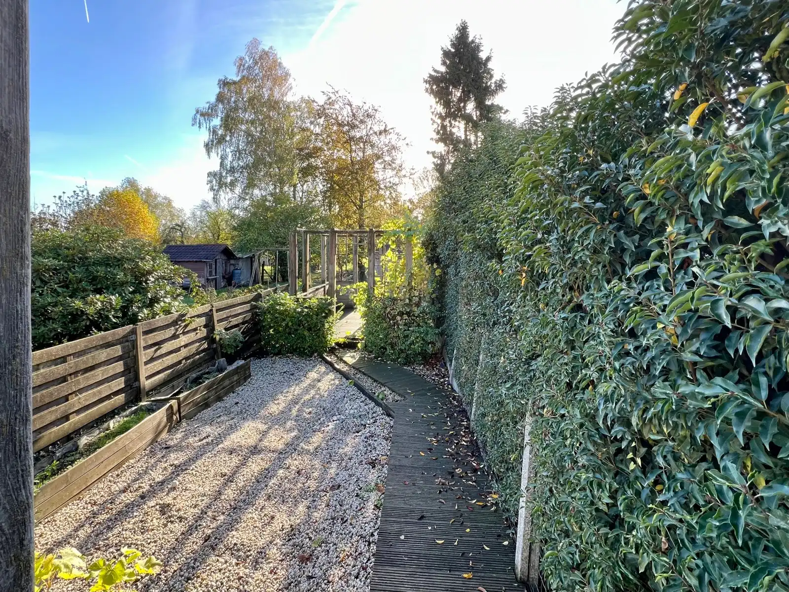 Solide woning met zeer gunstige ligging. foto 25