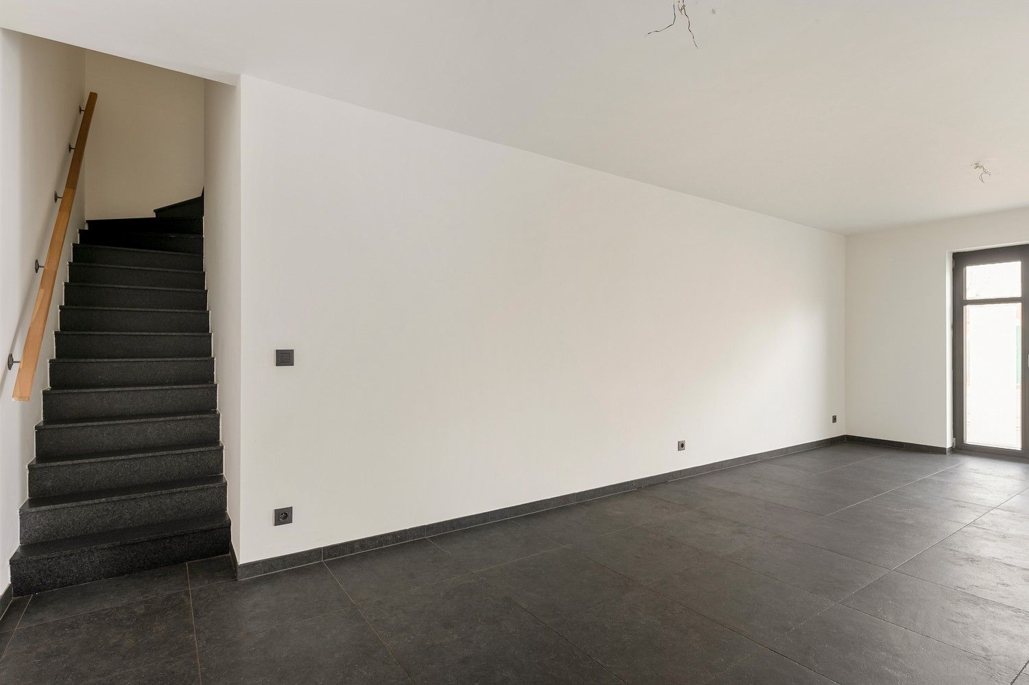 NIEUWE VRAAGPRIJS!! Gelijkvloers appartement (duplex) met 2 slaapkamers. foto 12