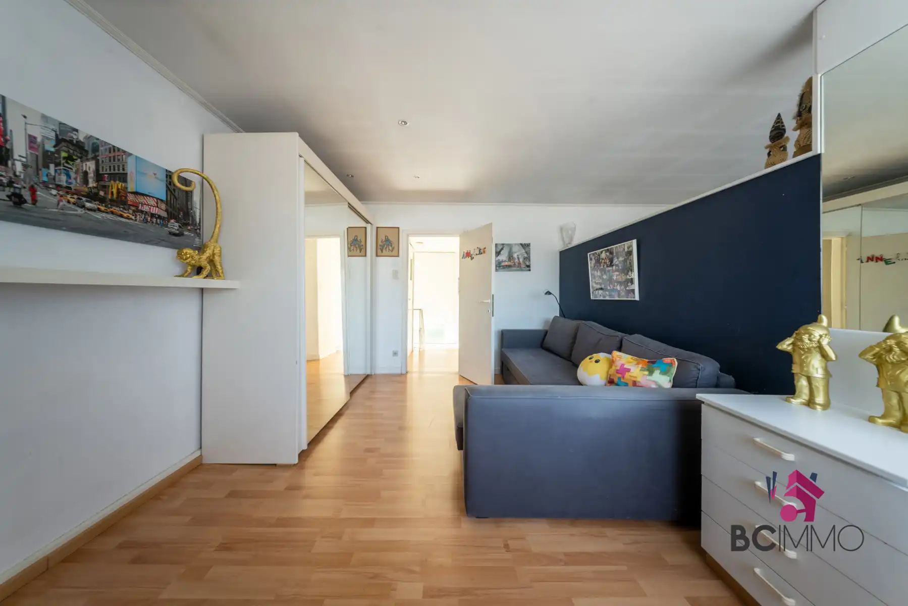 Ruime woning met praktijkruimte en 6 slaapkamers te Genk foto 22