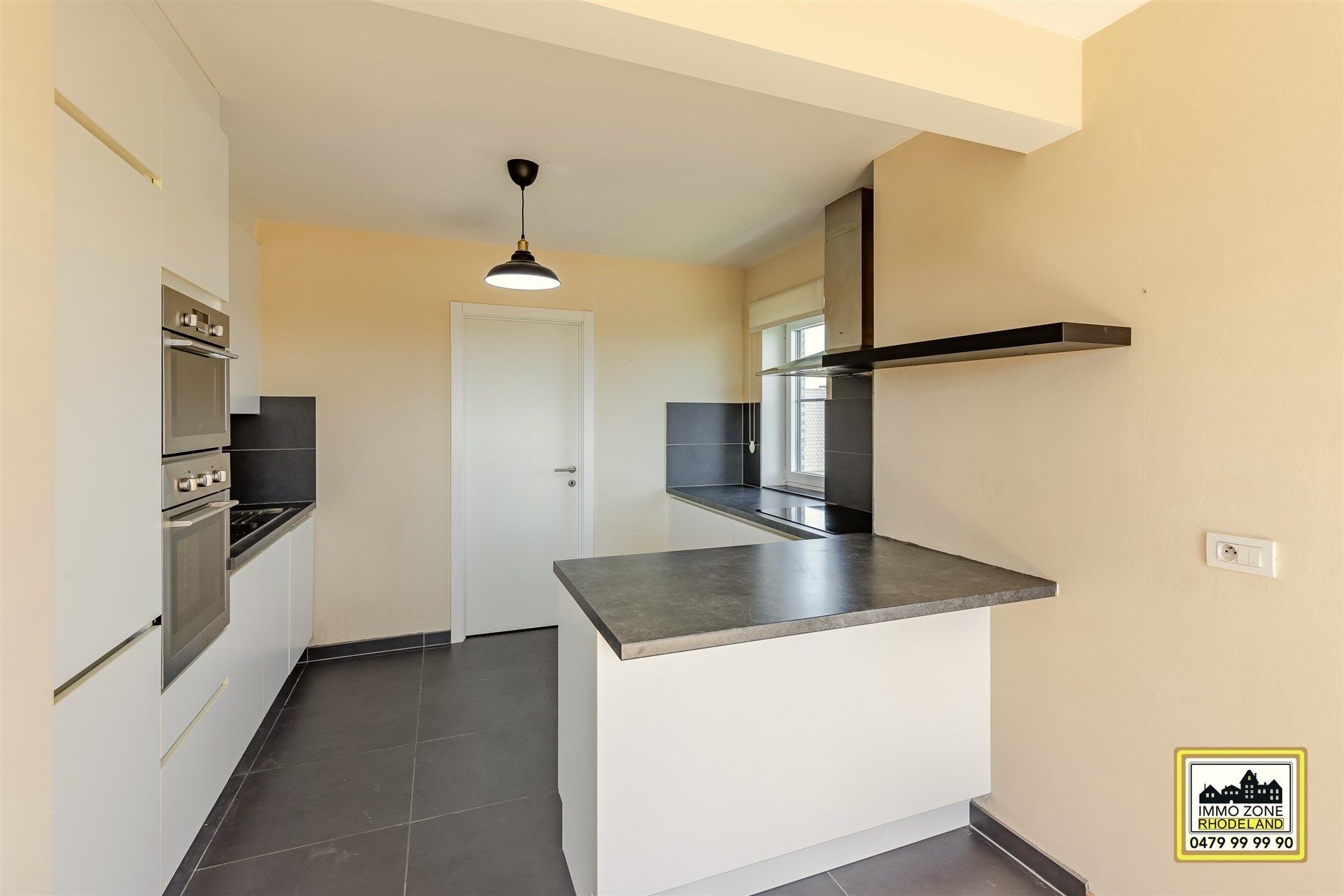 Ruime duplex met 3 slaapkamers met terras.  foto 5