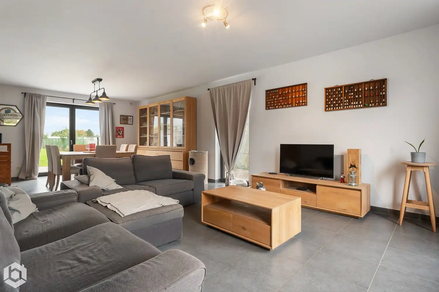 Prachtige villa met 5 slaapkamers op 15are grond met zwembad foto 3