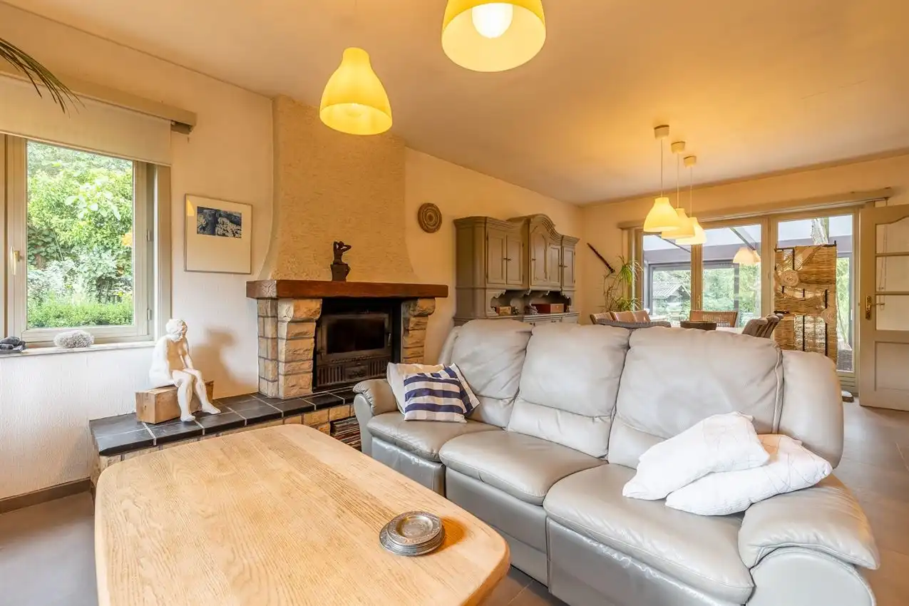 Uniek rustig wonen, helemaal achterin en midden in het groen. foto 13