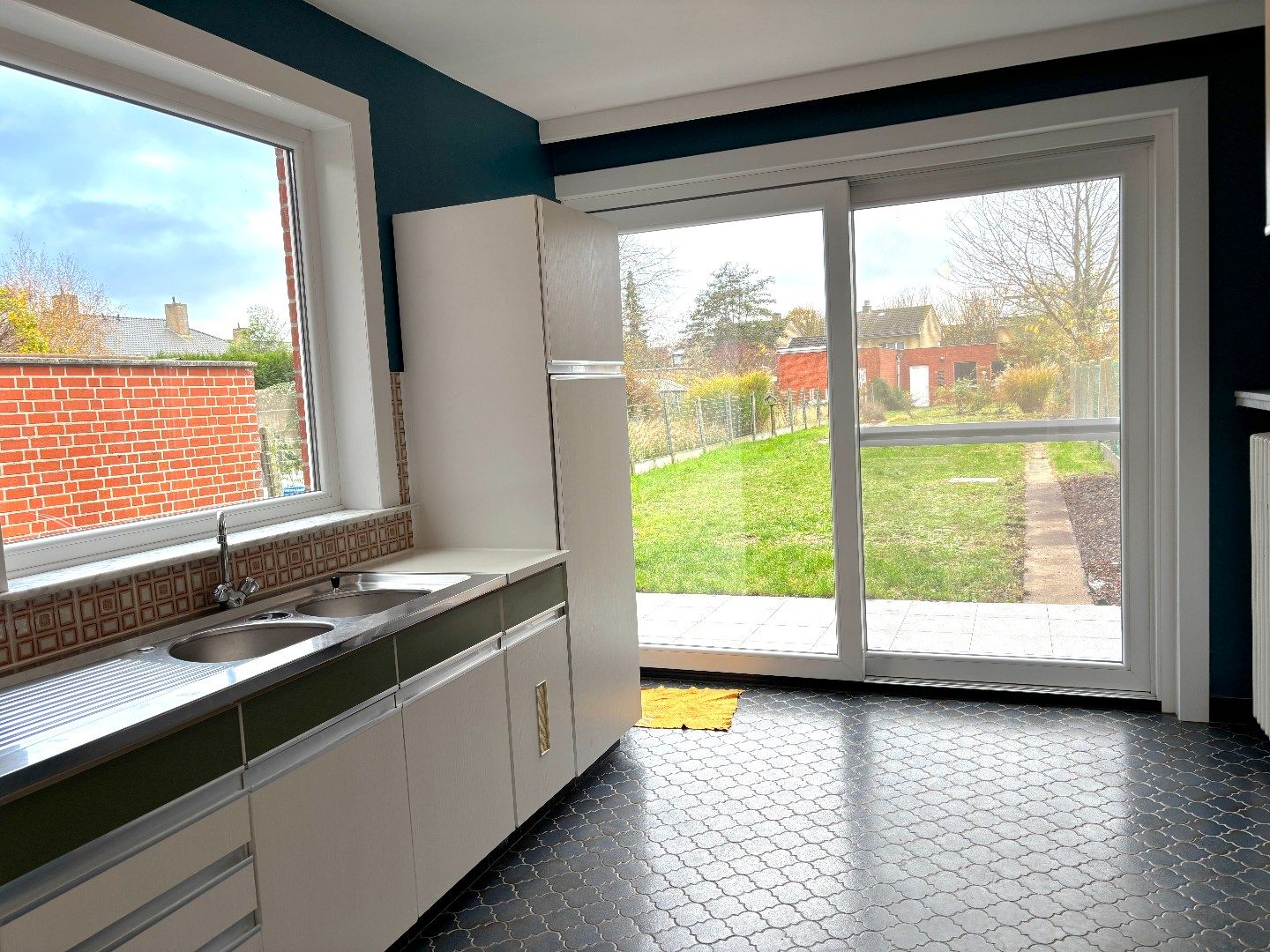 Ruime woning met tuin en garage! foto 5