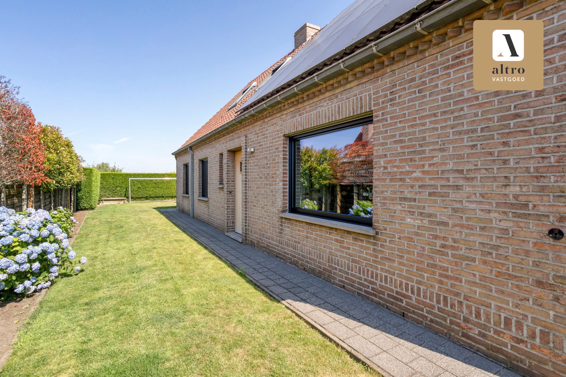 Instapklare open bebouwing met garage en  4 slaapkamers  foto 25