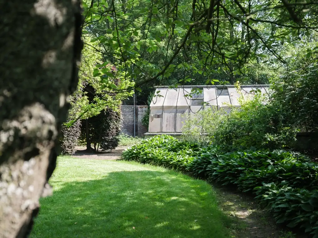 Bijzonder ruime en karaktervolle herenwoning met prachtige parktuin van ca. 6.800 m² in Oostakker foto 10