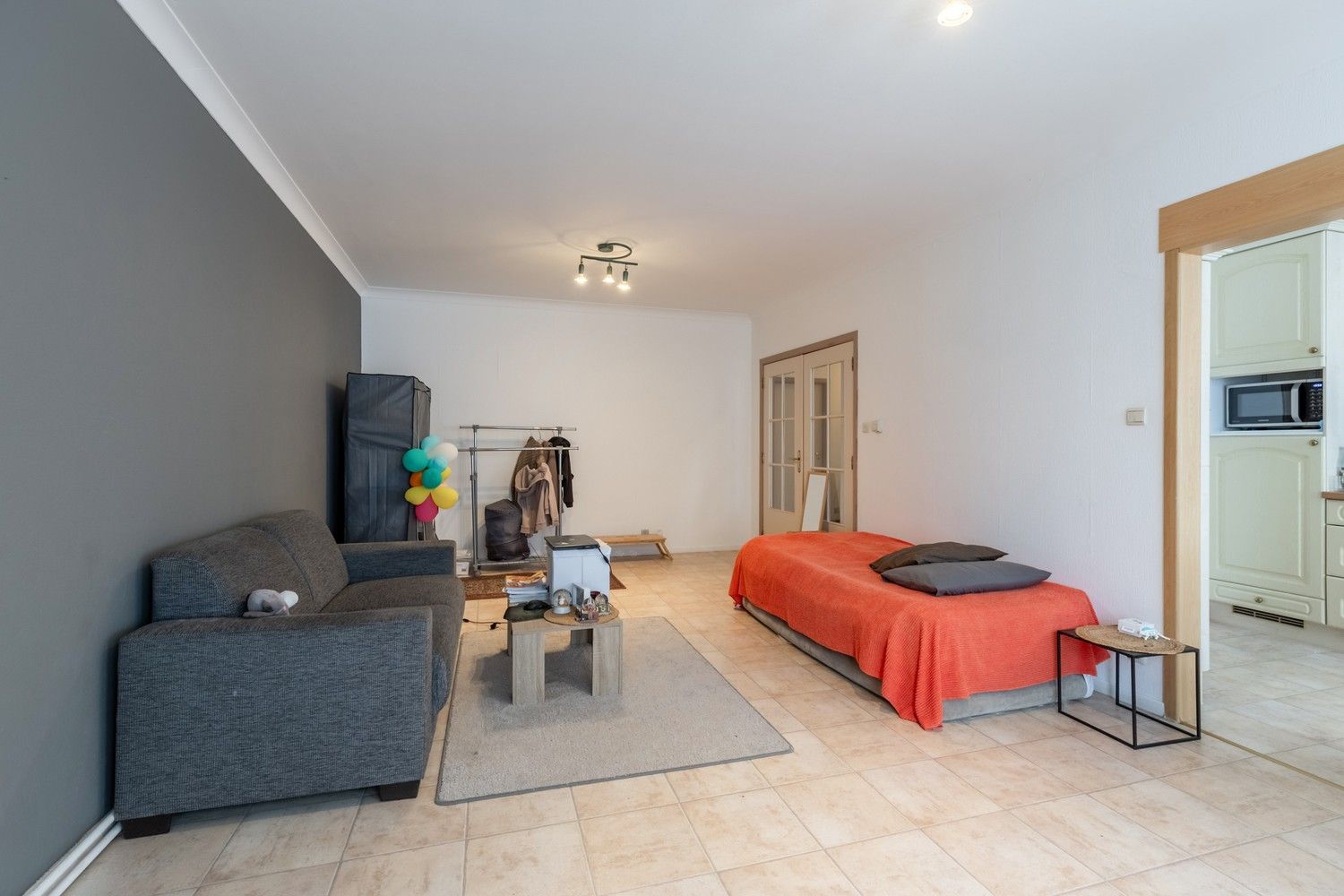 Appartement met kelder op gunstige locatie! foto 6