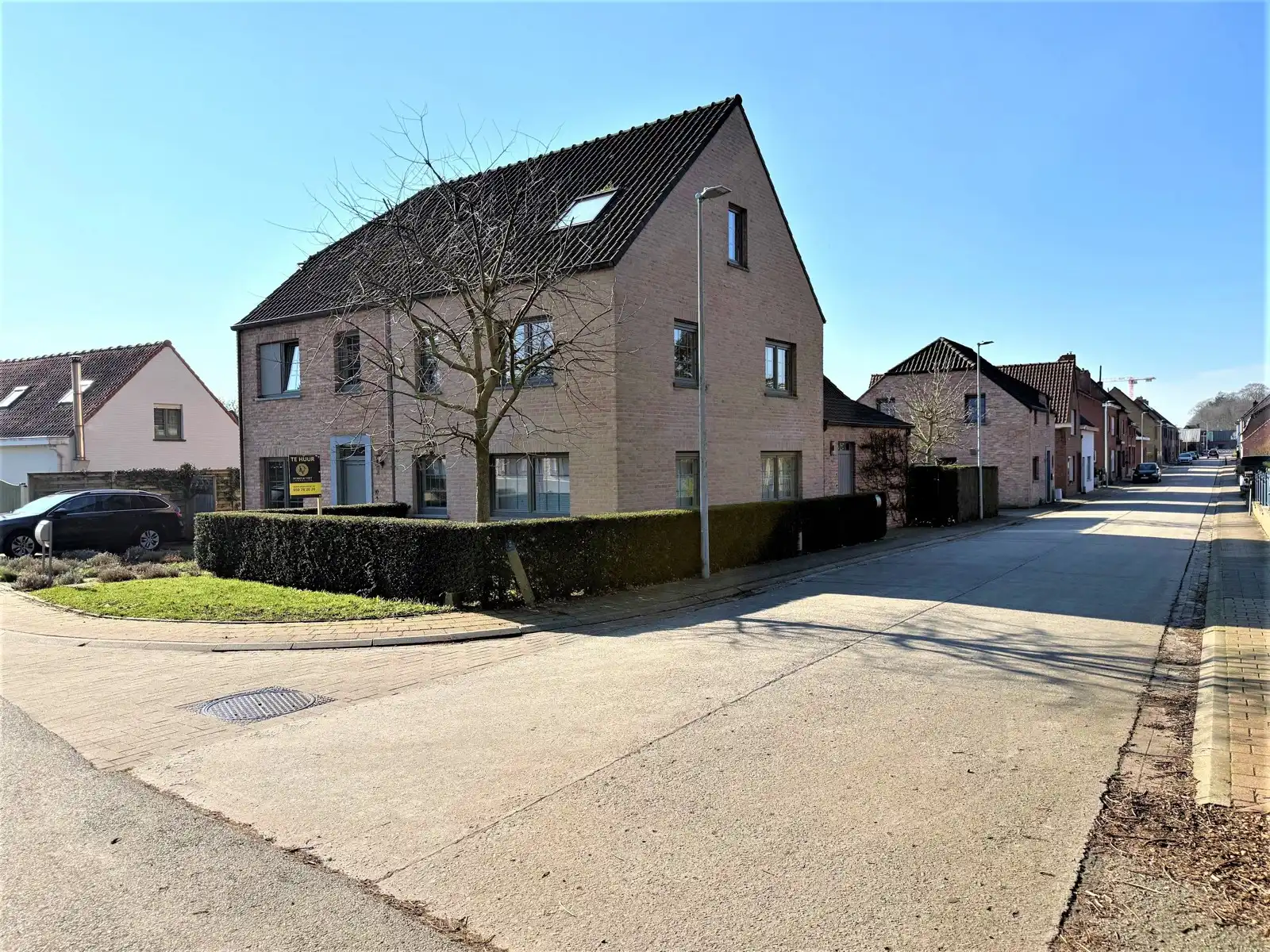 Mooie gezinswoning aan 'jachthaven' van Beernem  foto {{pictureIndex}}